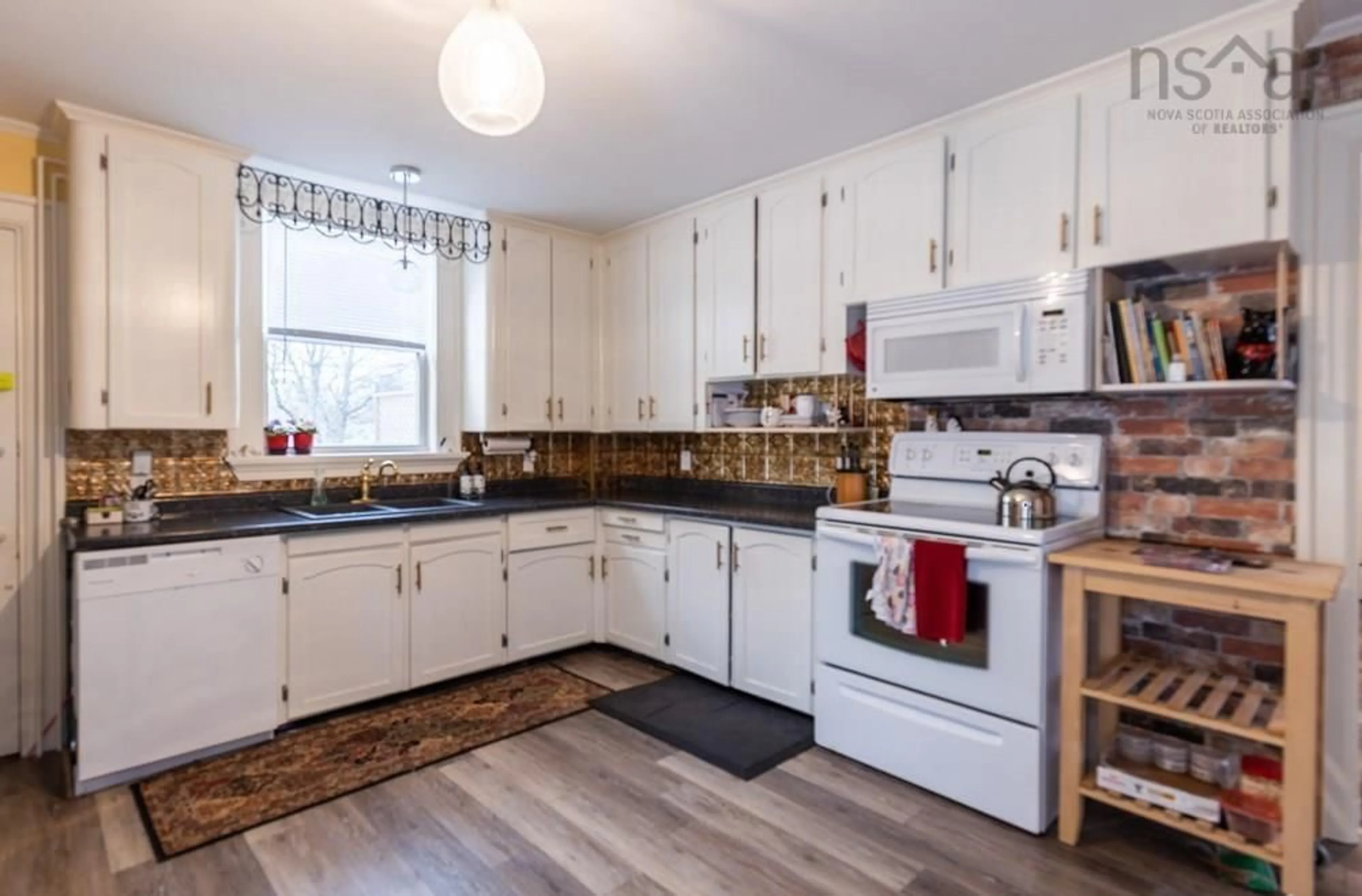 Standard kitchen, unknown for 45 Alma St, Yarmouth Nova Scotia B5A 3G7