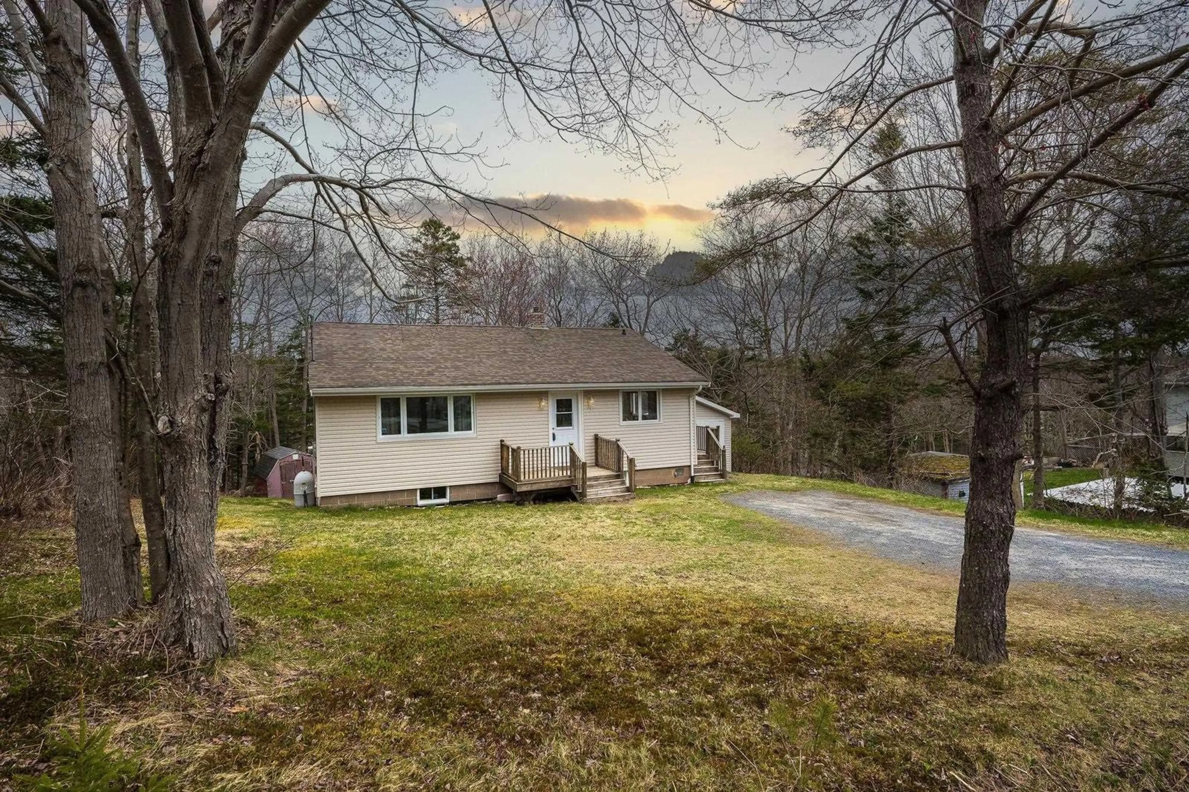 A pic from outside/outdoor area/front of a property/back of a property/a pic from drone, unknown for 3 Roland Ave, Timberlea Nova Scotia B3T 1G9