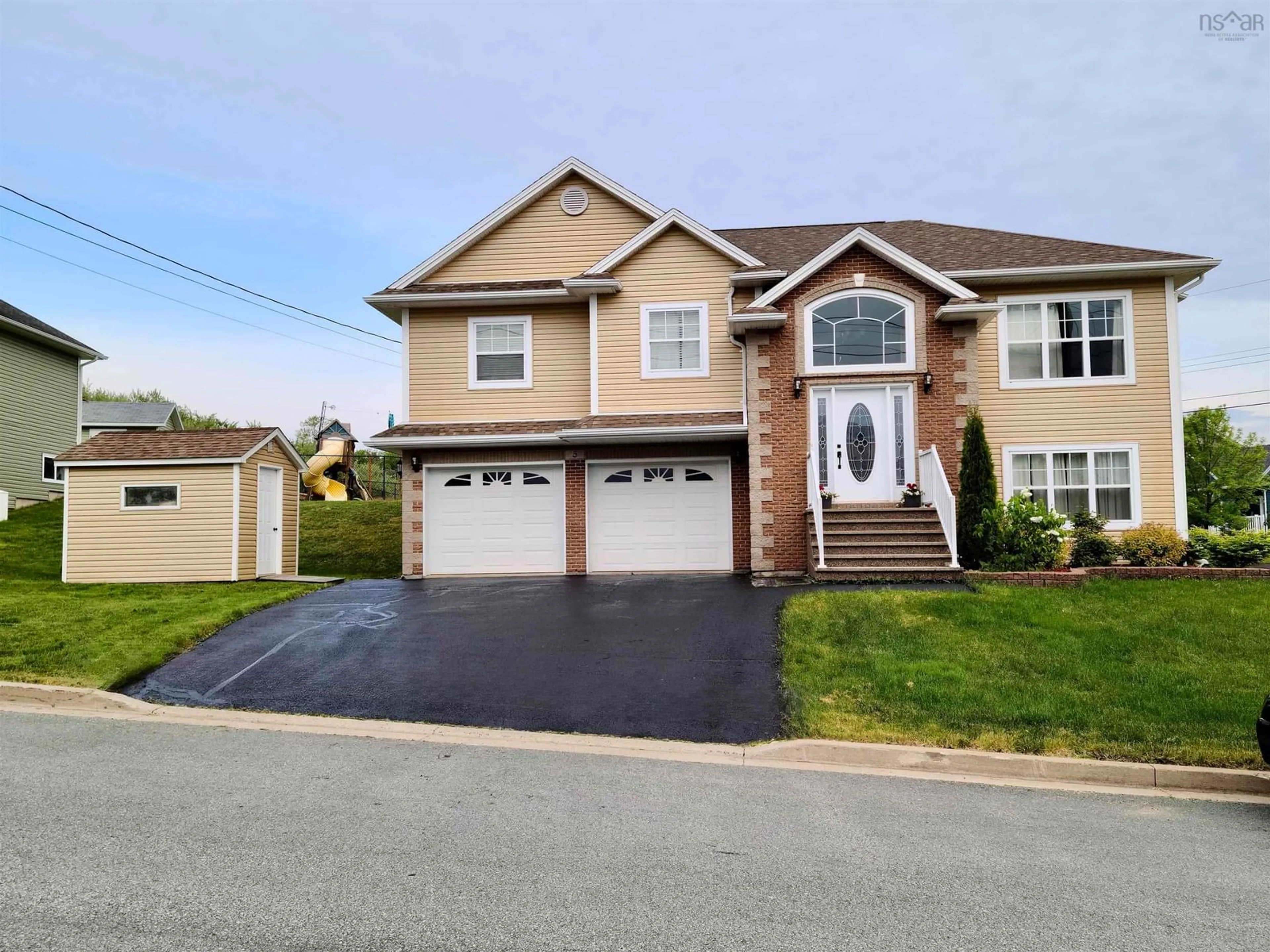 Home with vinyl exterior material, street for 5 Lucy Crt, Middle Sackville Nova Scotia B4E 0C8