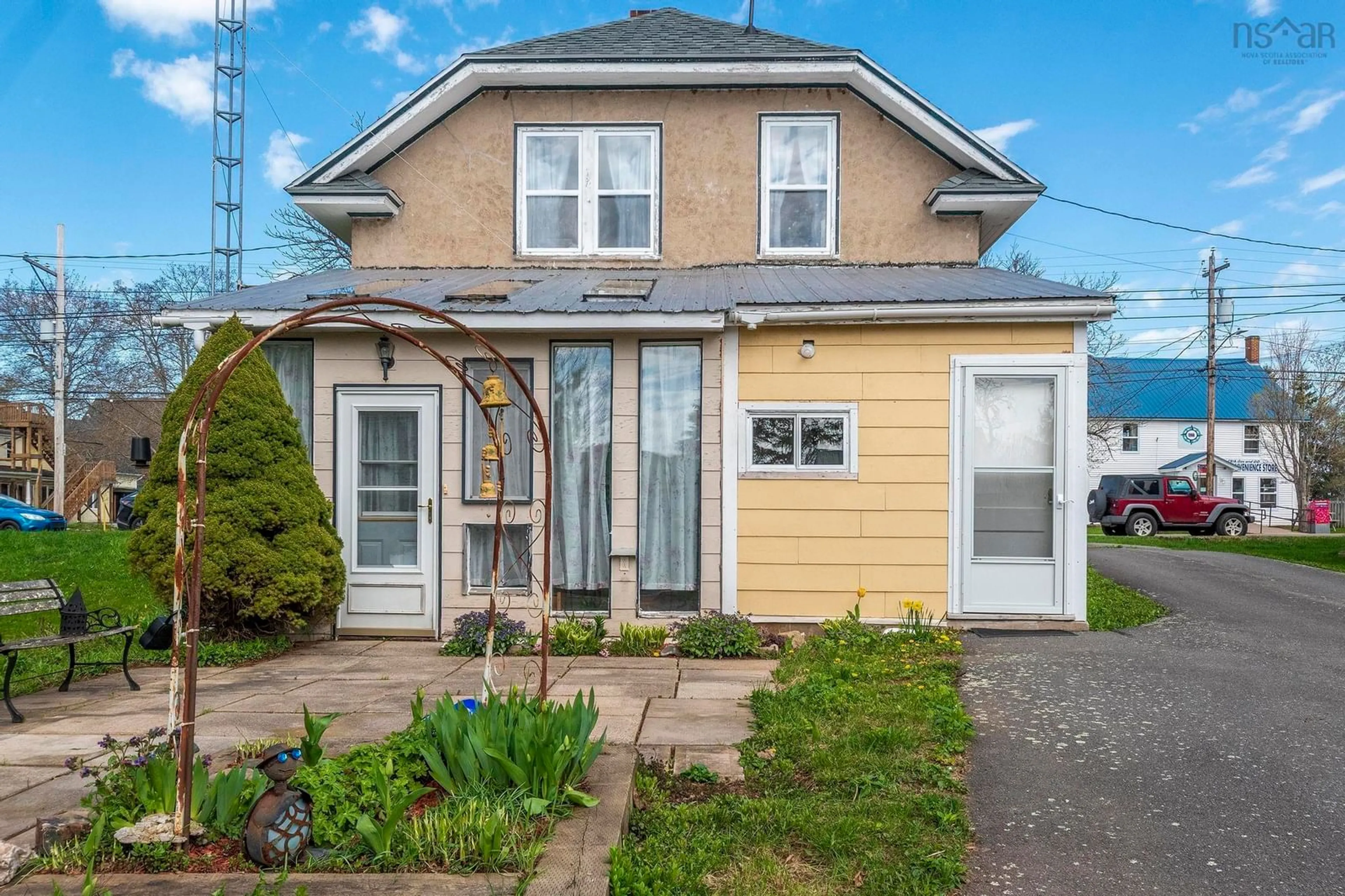 Home with vinyl exterior material, street for 458 Main St, Lawrencetown Nova Scotia B0S 1M0