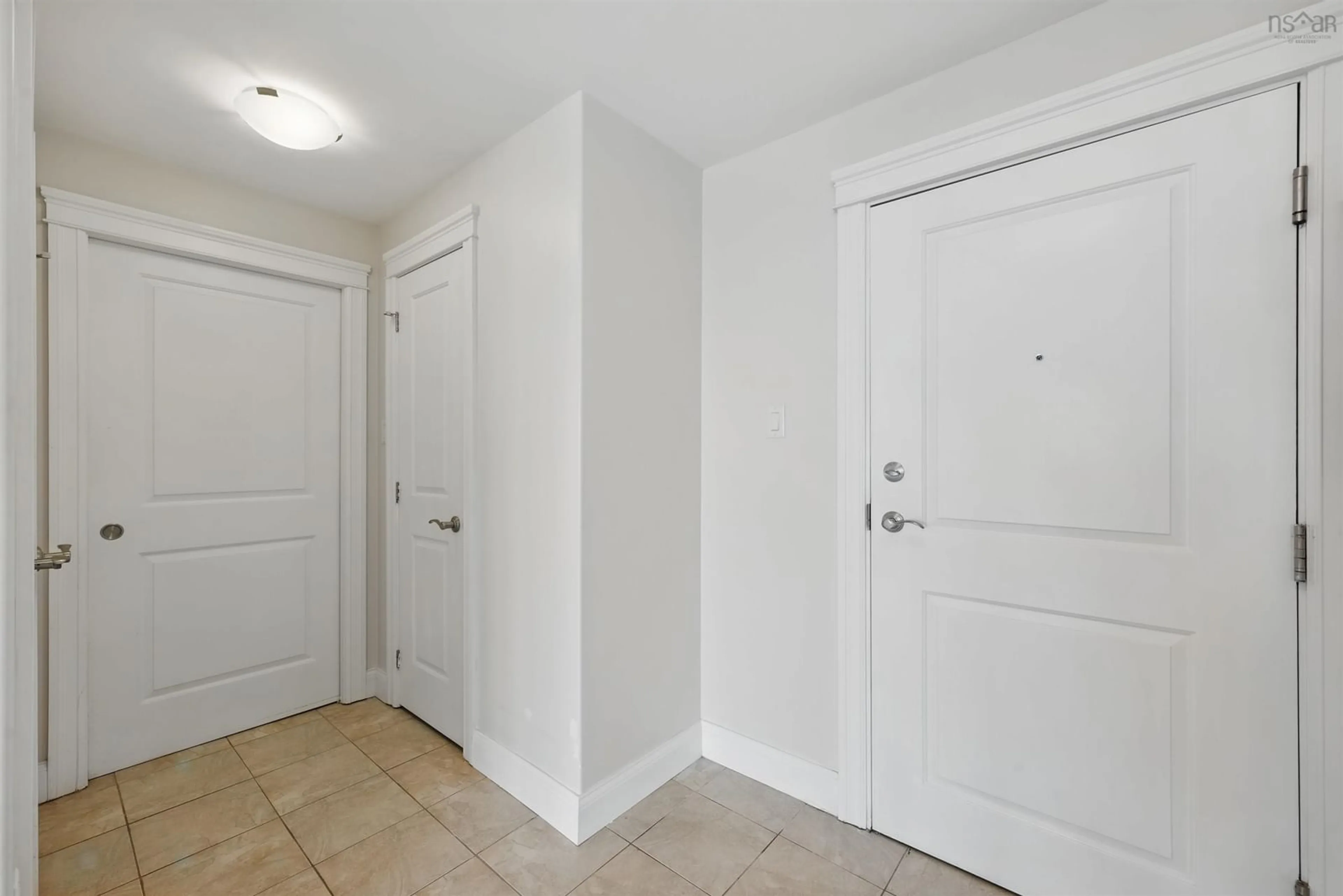 Indoor entryway for 60 Walter Havill Dr #901, Halifax Nova Scotia B3N 0A9