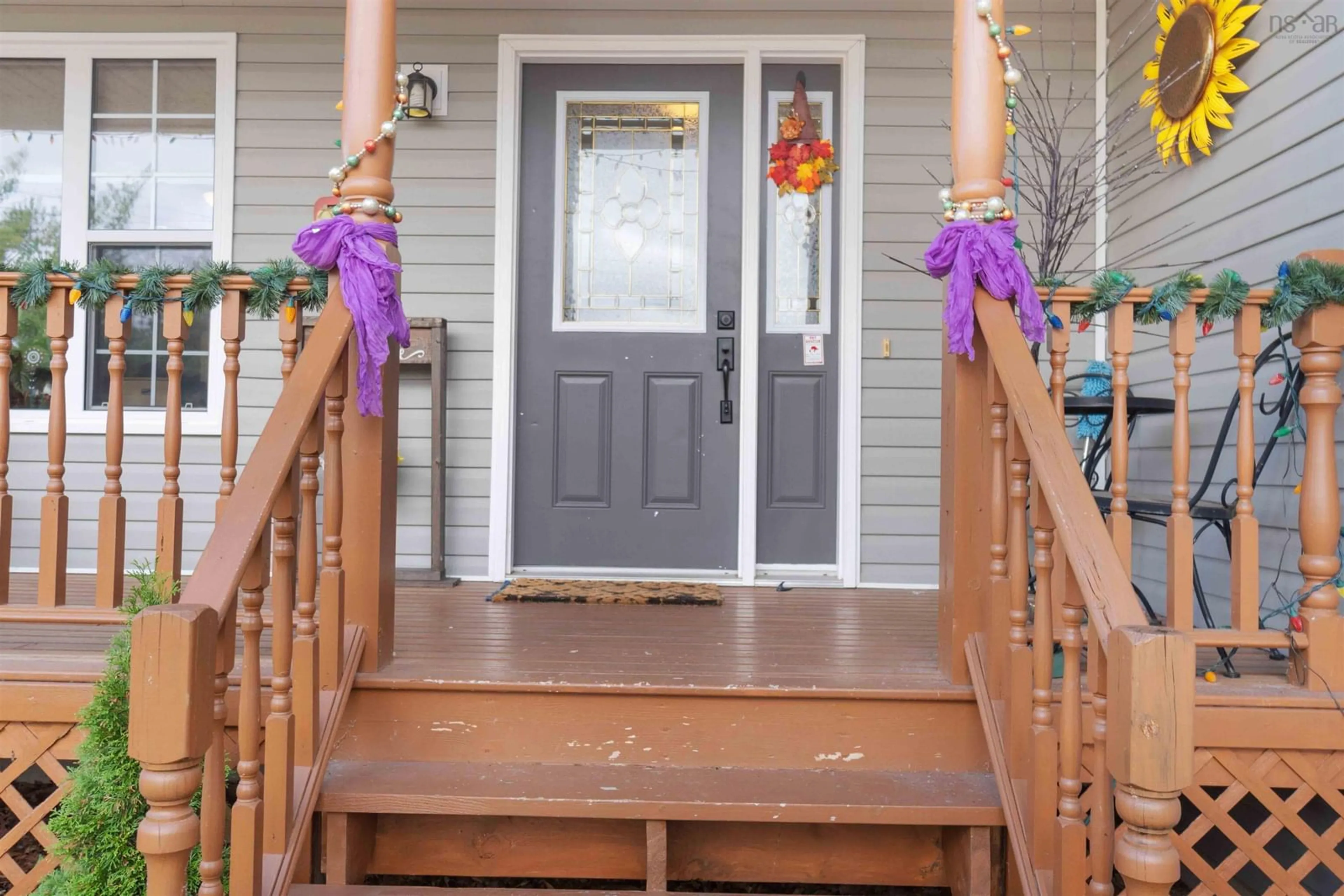 Indoor entryway for 1838 Acadia Dr, Kingston Nova Scotia B0P 1R0