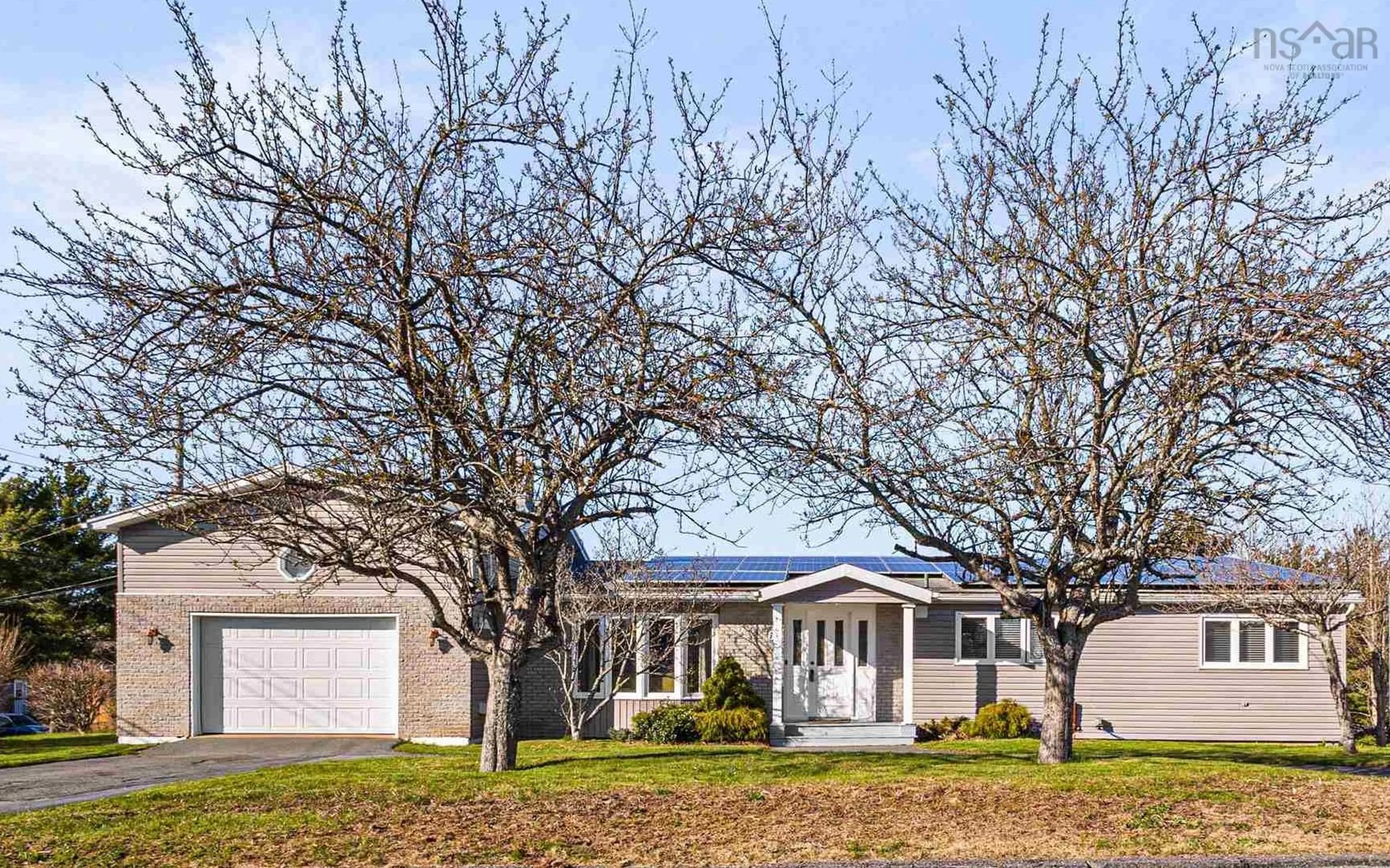 Home with vinyl exterior material, street for 6 Hillside Crt, Lower Sackville Nova Scotia B4E 1B2