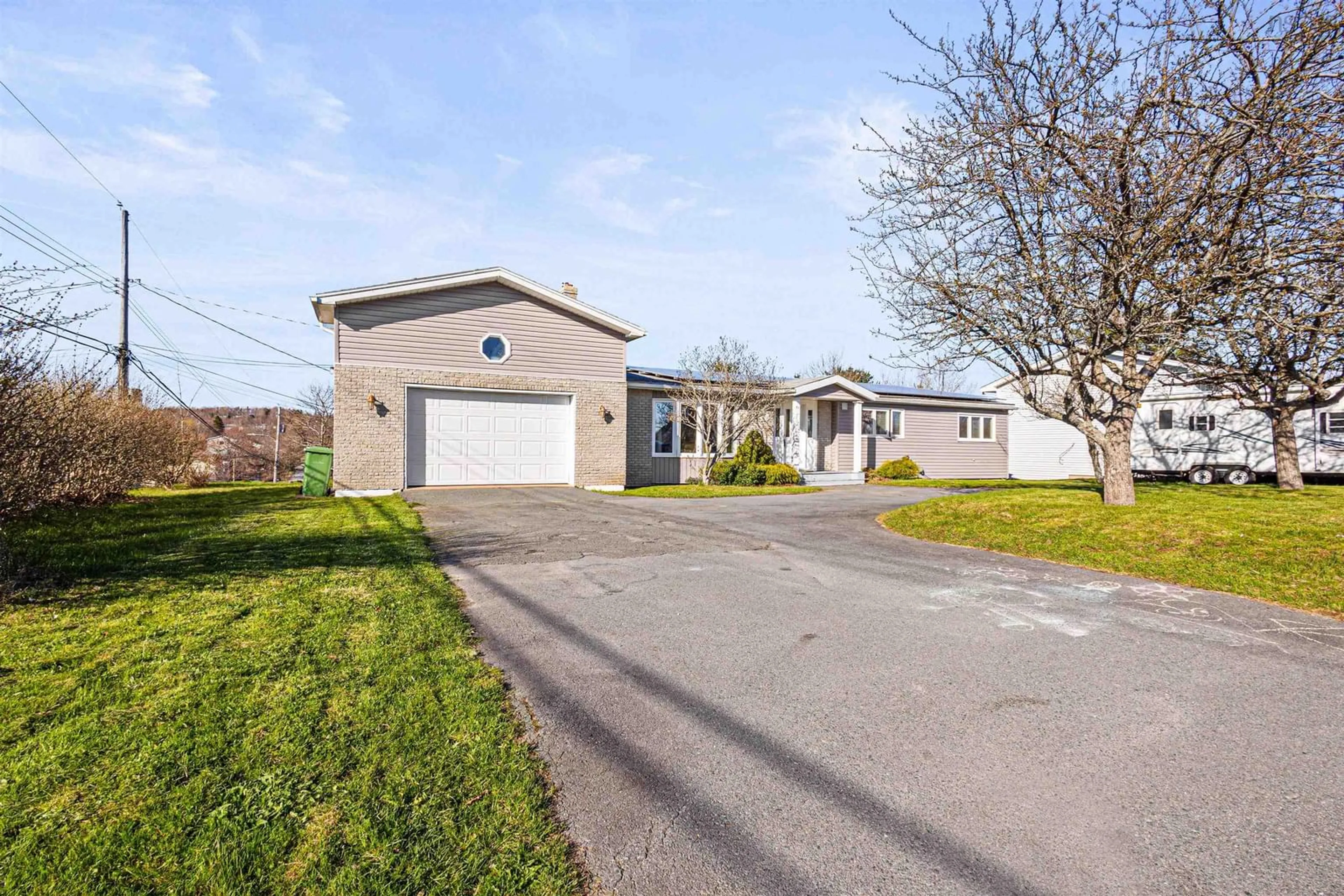 A pic from outside/outdoor area/front of a property/back of a property/a pic from drone, street for 6 Hillside Crt, Lower Sackville Nova Scotia B4E 1B2