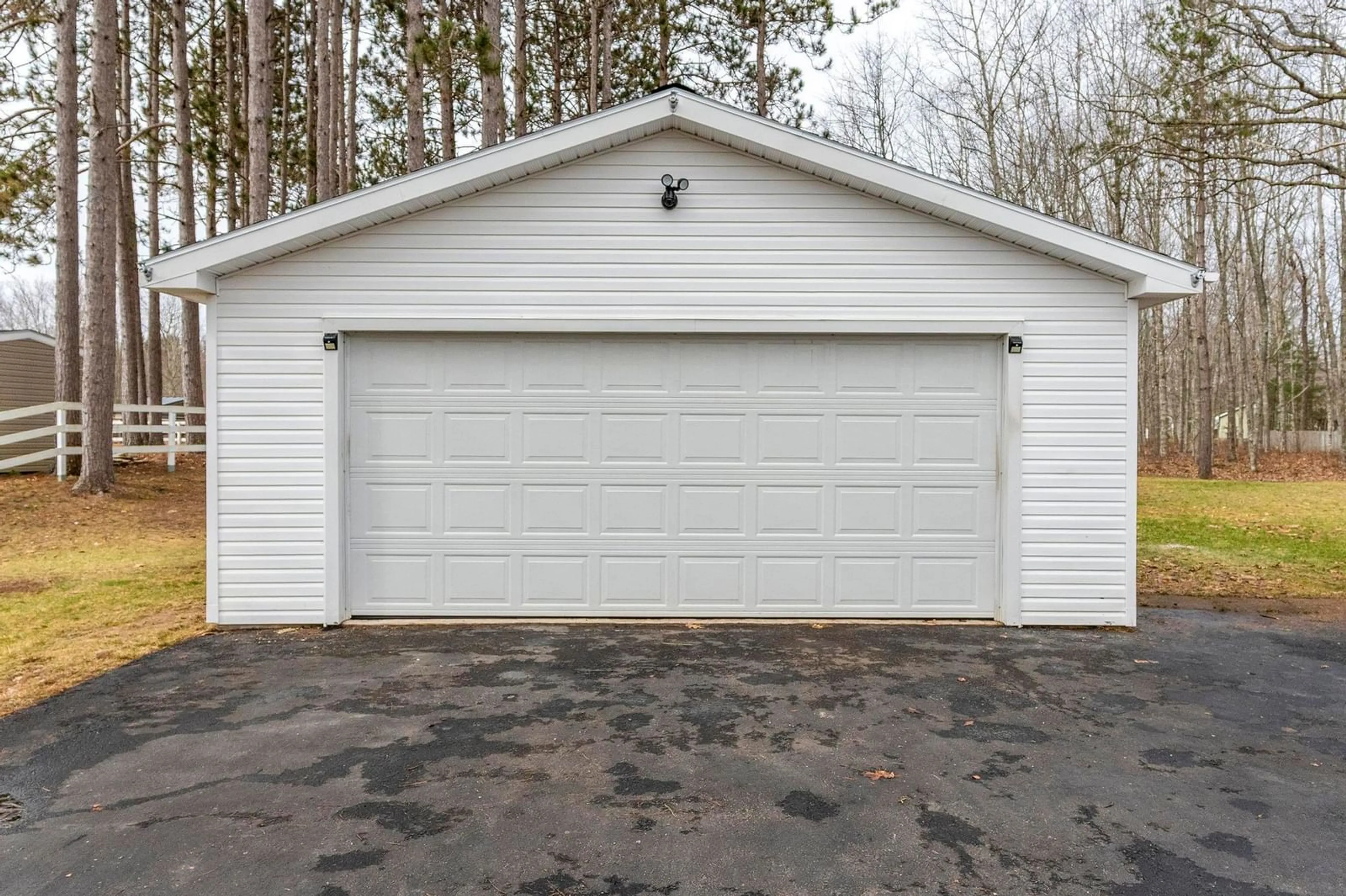 Indoor garage for 65 Valley Rd, Wilmot Nova Scotia B0P 1R0