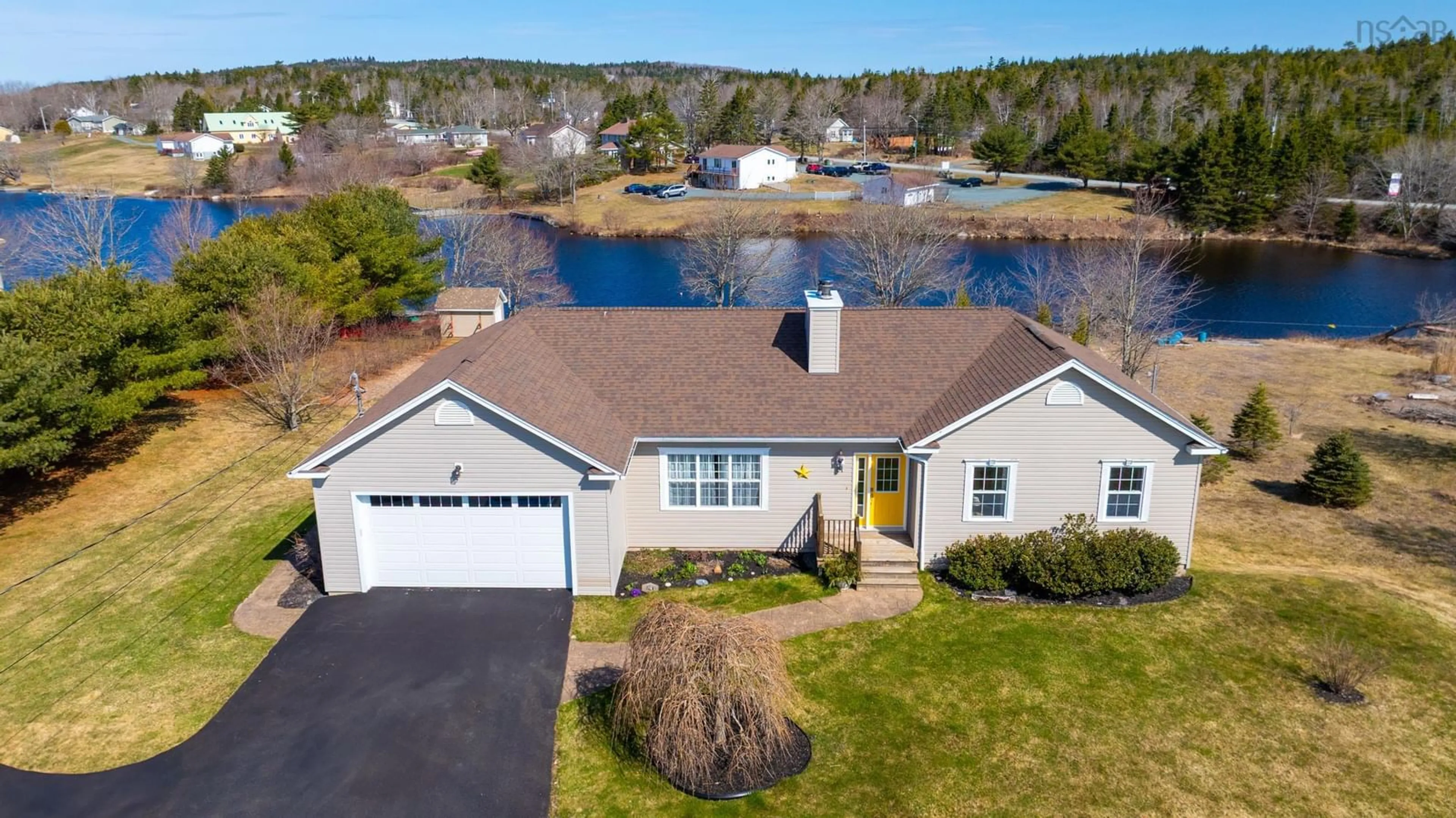 A pic from outside/outdoor area/front of a property/back of a property/a pic from drone, water/lake/river/ocean view for 21 Meadowview Dr, Porters Lake Nova Scotia B3E 1N5