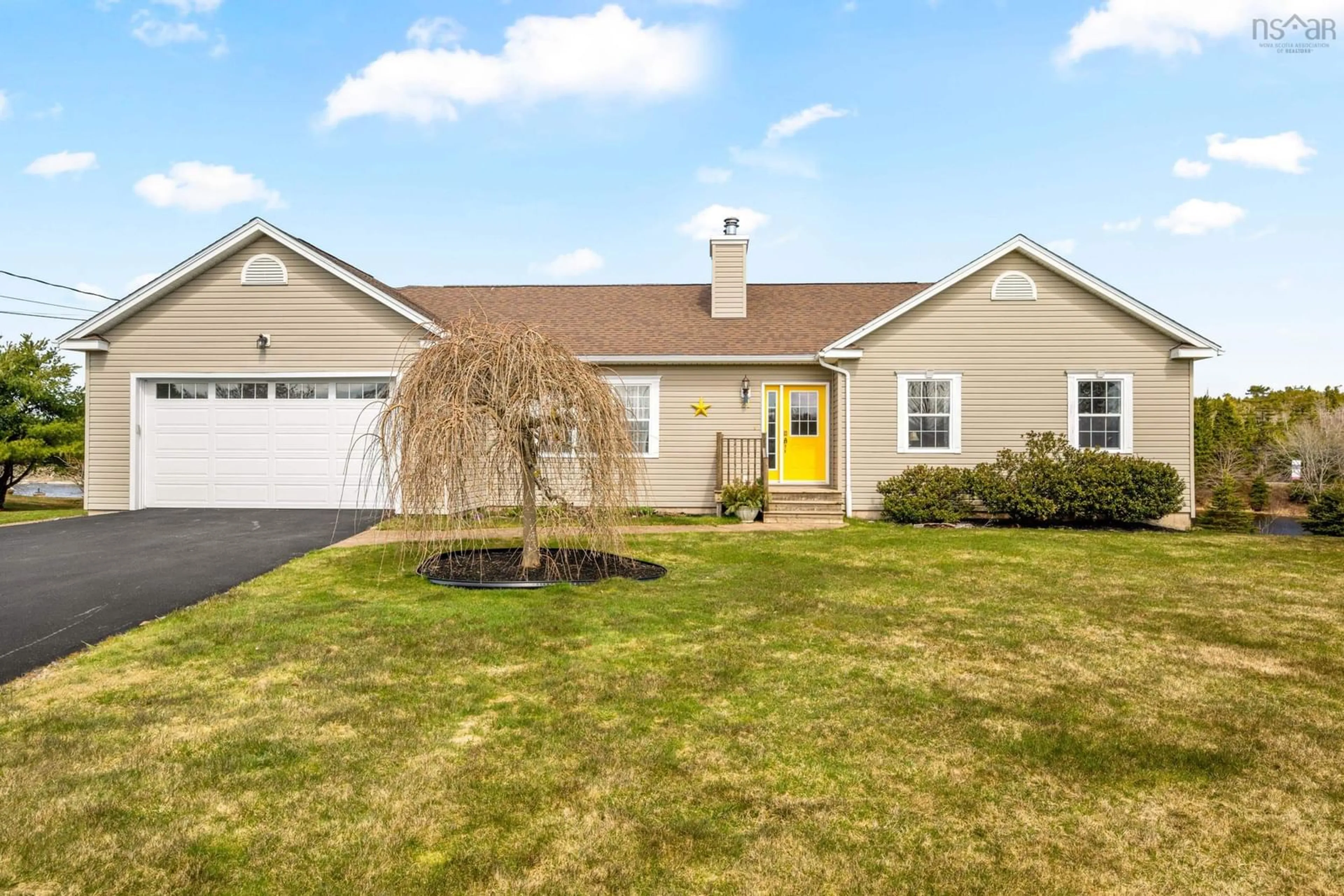 Home with vinyl exterior material, street for 21 Meadowview Dr, Porters Lake Nova Scotia B3E 1N5