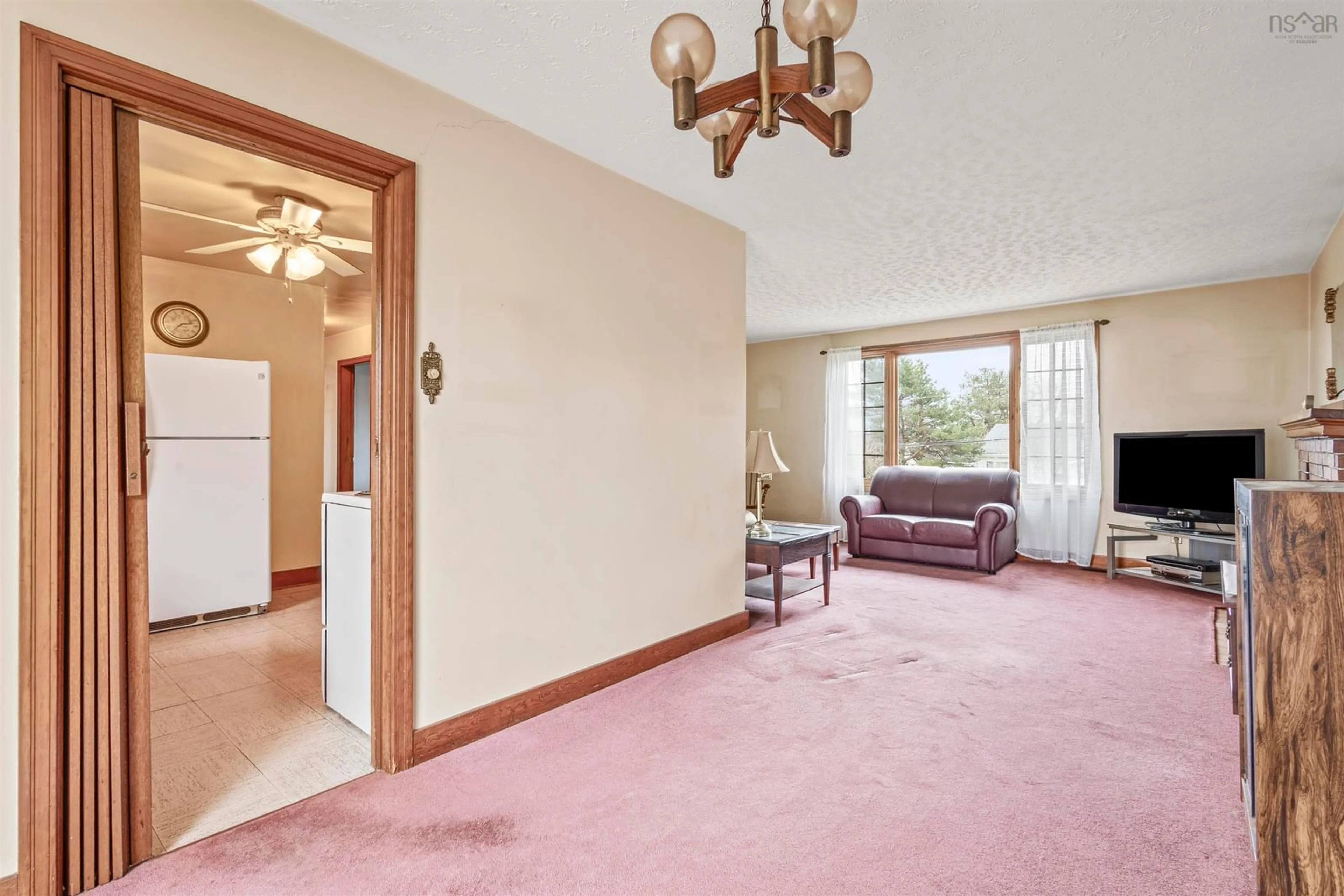 Indoor foyer for 149 Melrose Ave, Fairview Nova Scotia B3N 2E8