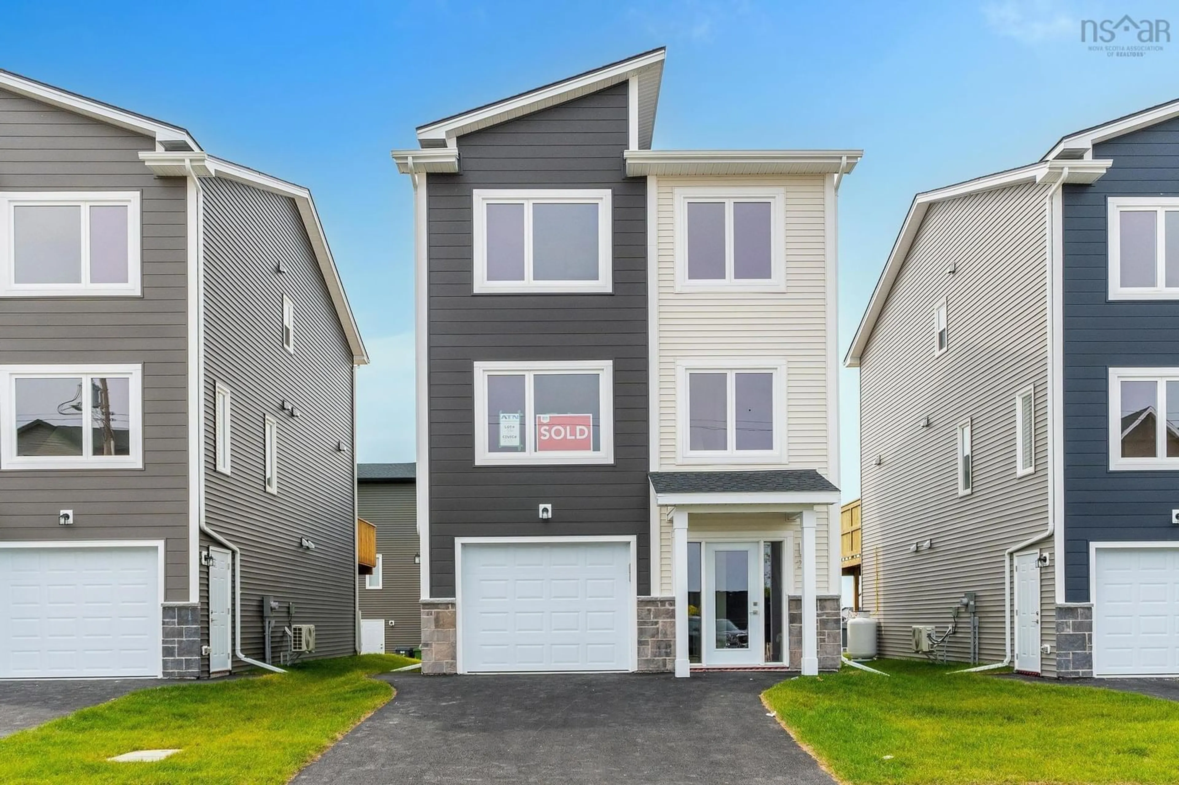 Home with vinyl exterior material, street for Rampart Crt #3014, Beechville Nova Scotia B3T 0M5