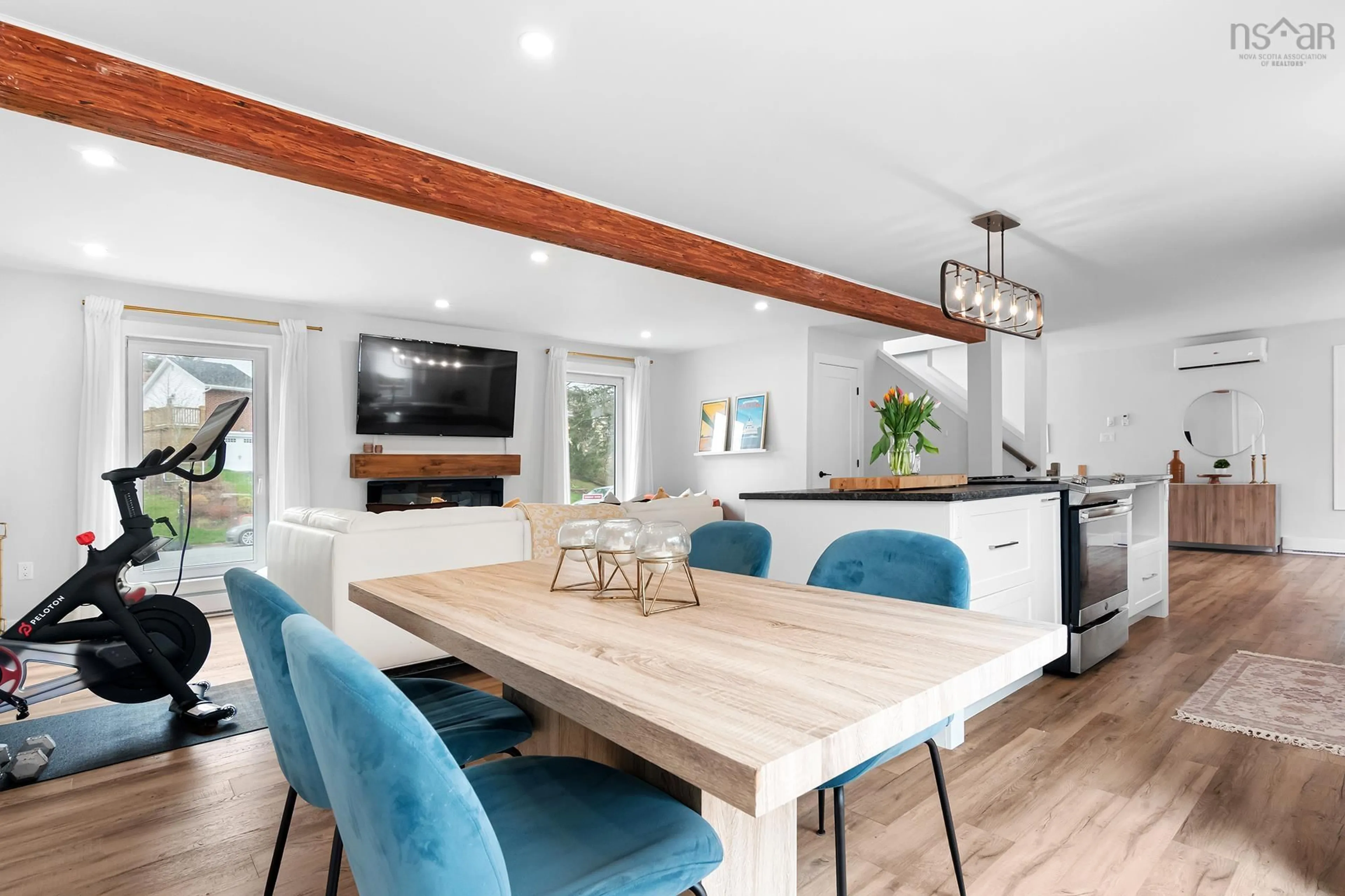 Open concept kitchen, wood/laminate floor for 15 Dover Crt, Dartmouth Nova Scotia B2W 4G6