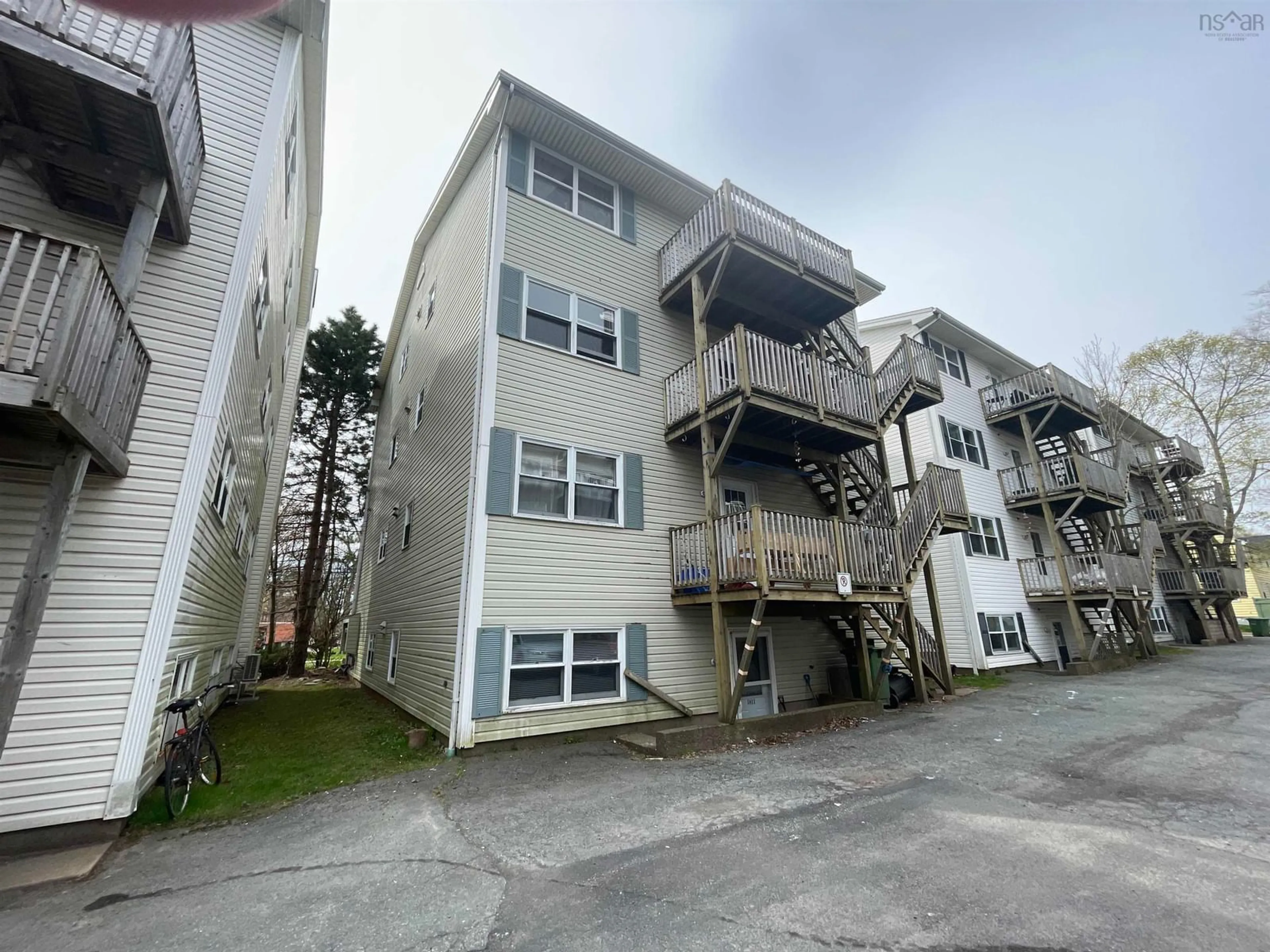 Unknown for 5811 Inglis St #1, Halifax Nova Scotia B3H 4M9