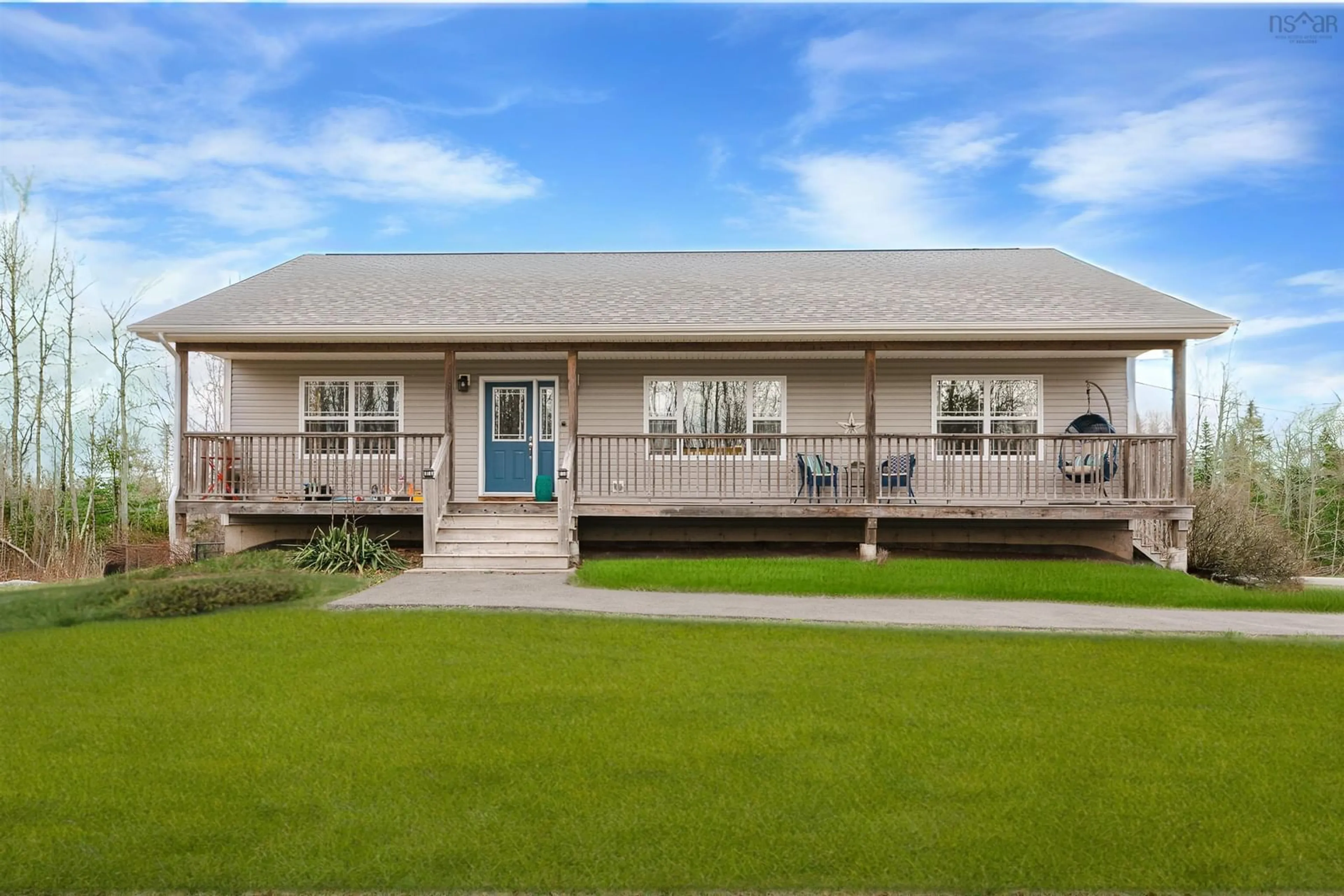 Home with vinyl exterior material, unknown for 19 Bear Lane, Beaver Bank Nova Scotia B4G 1E2