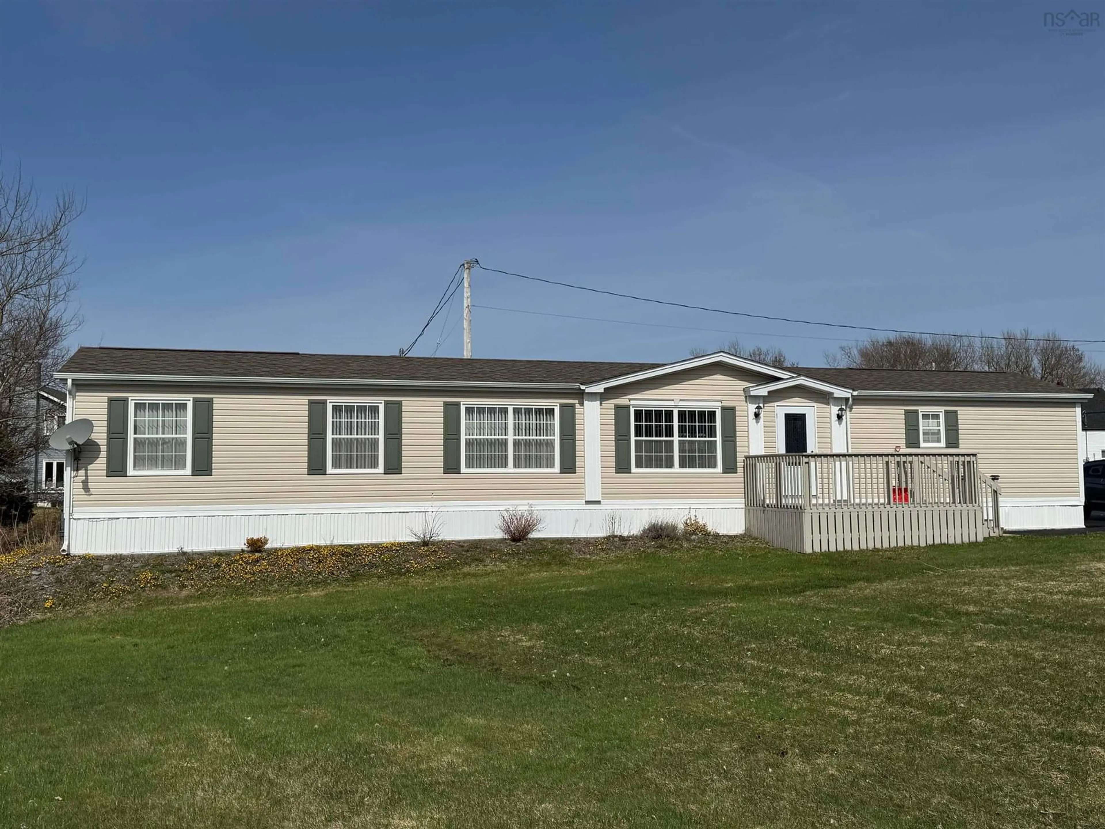 Home with vinyl exterior material, unknown for 15 Macleod St, Inverness Nova Scotia B0E 1N0