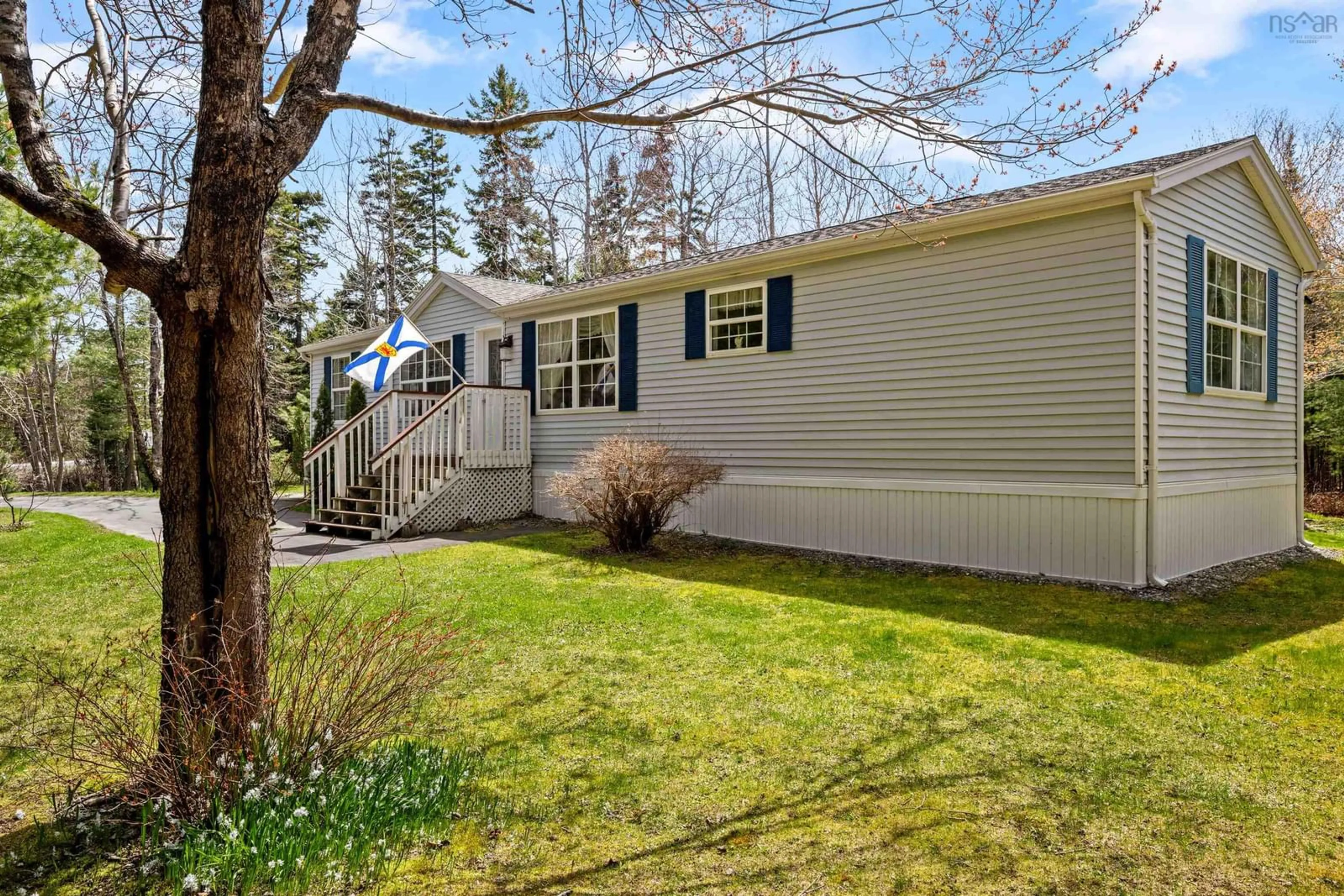 Home with vinyl exterior material, unknown for 308 Myra Rd, Porters Lake Nova Scotia B3E 1G2
