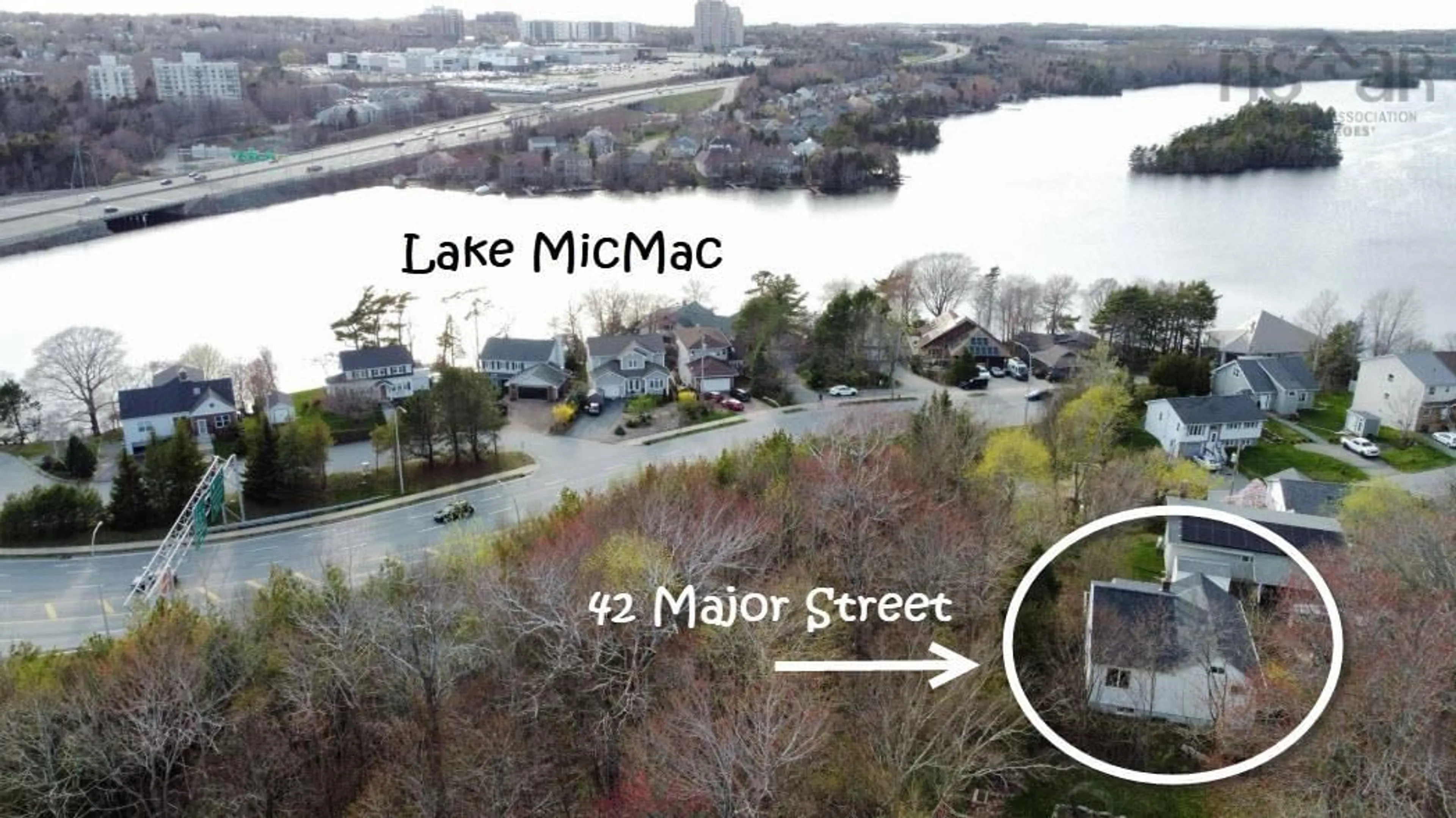 A pic from outside/outdoor area/front of a property/back of a property/a pic from drone, water/lake/river/ocean view for 42 Major St, Dartmouth Nova Scotia B2X 1A6
