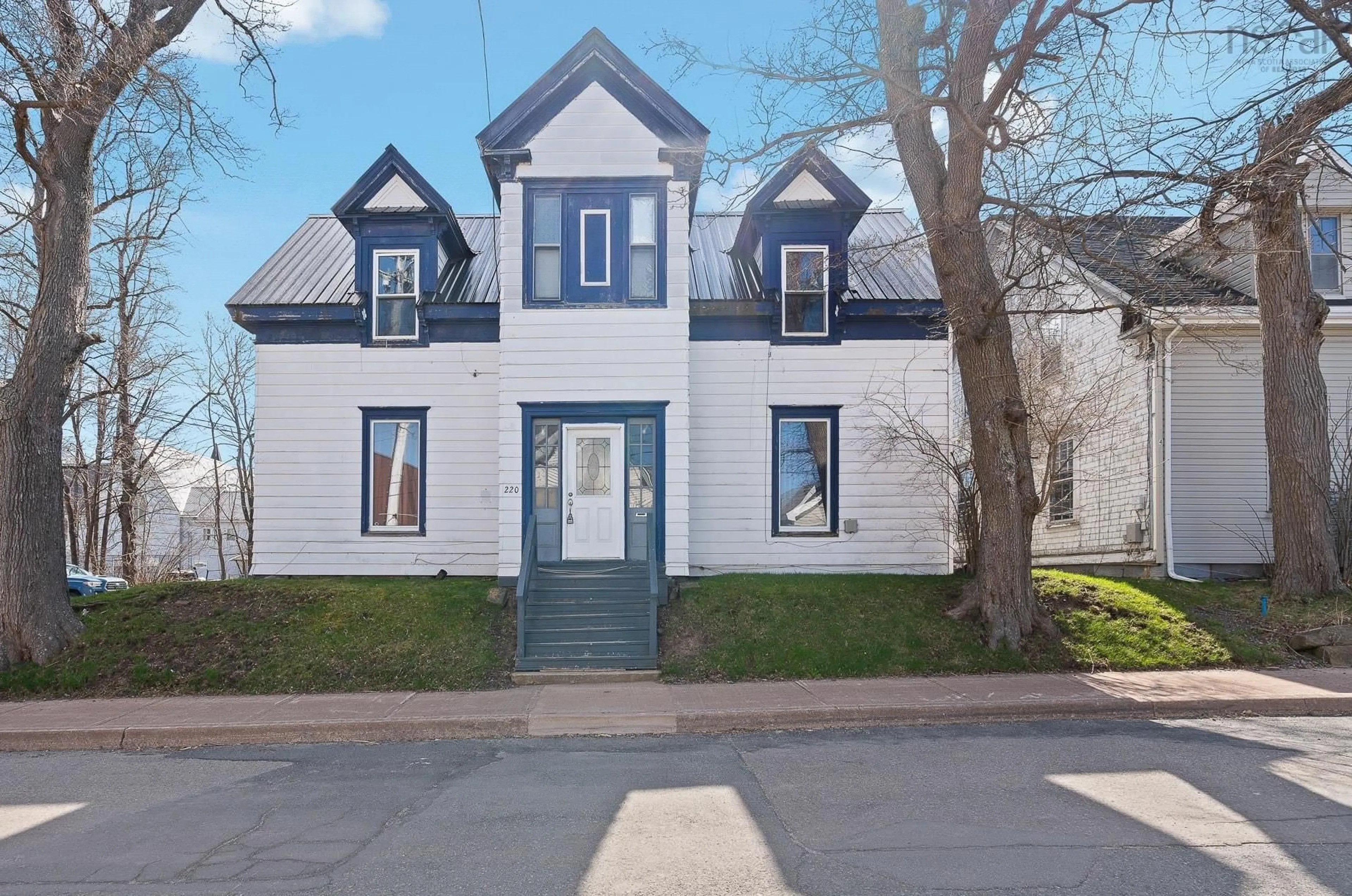 Home with brick exterior material, street for 220 James St, New Glasgow Nova Scotia B2H 2Z1