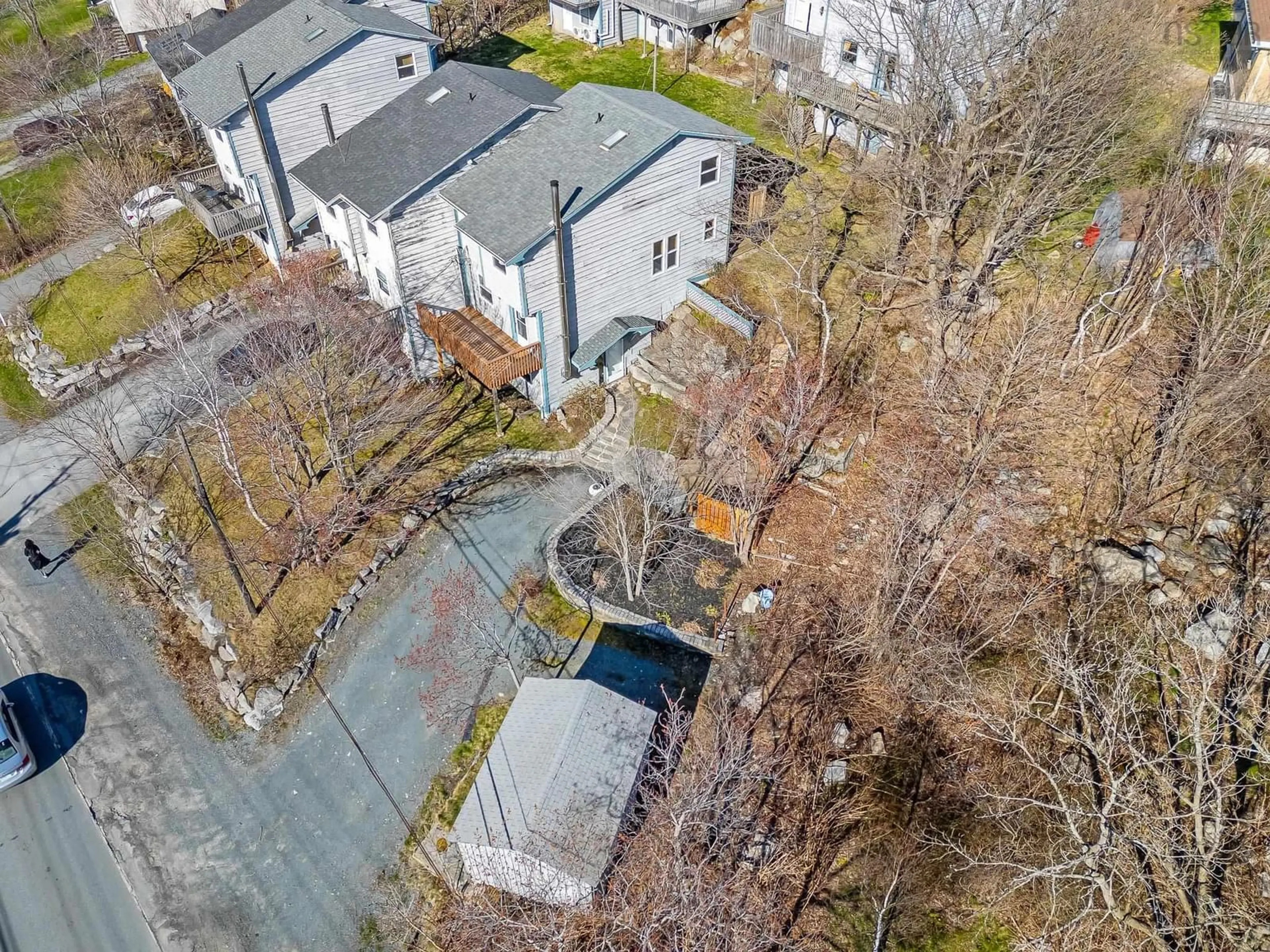 A pic from outside/outdoor area/front of a property/back of a property/a pic from drone, city buildings view from balcony for 184 Herring Cove Rd, Halifax Nova Scotia B3P 1K7