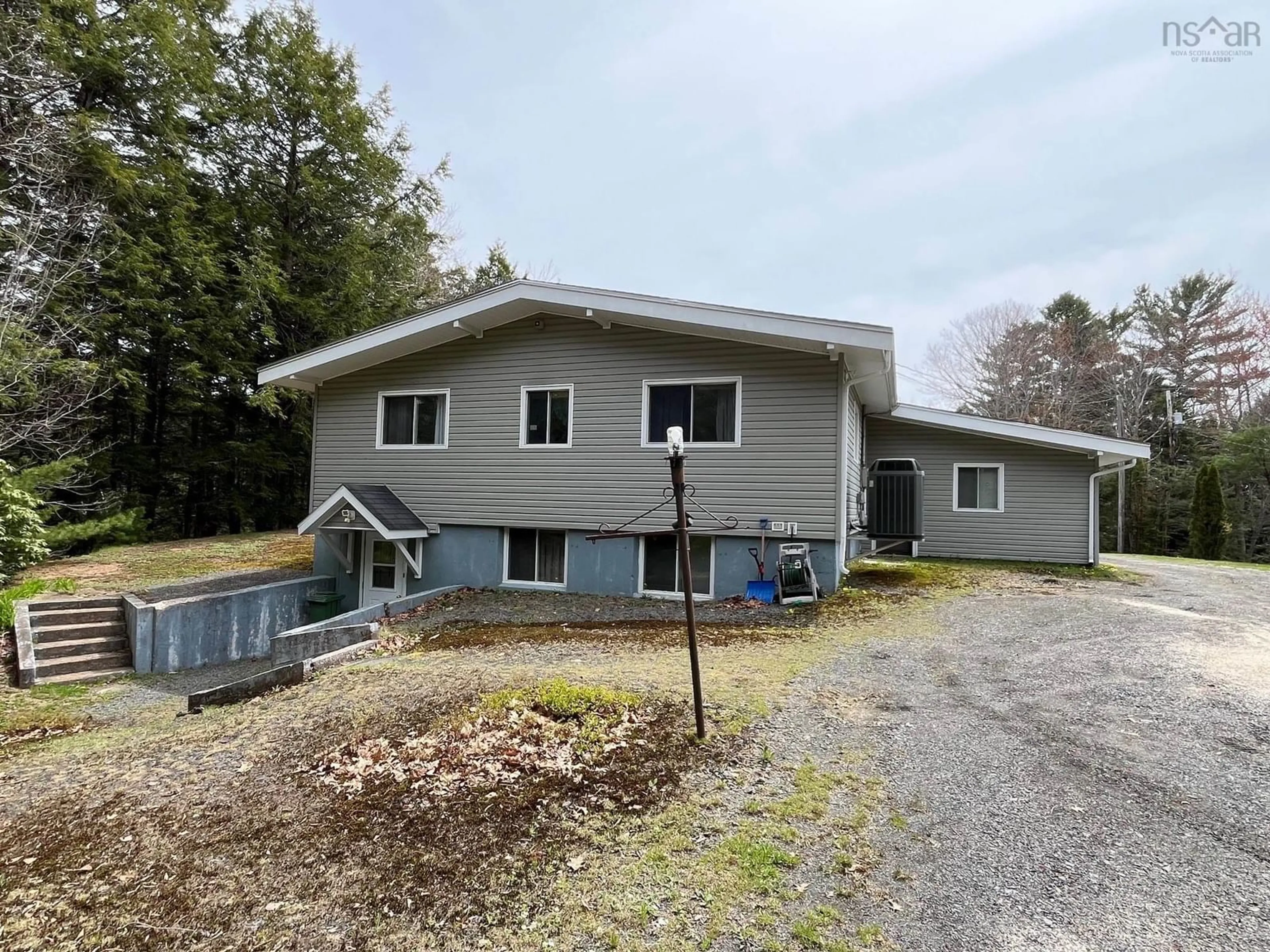 A pic from outside/outdoor area/front of a property/back of a property/a pic from drone, unknown for 17 Brook St, Dayspring Nova Scotia B4V 5S3