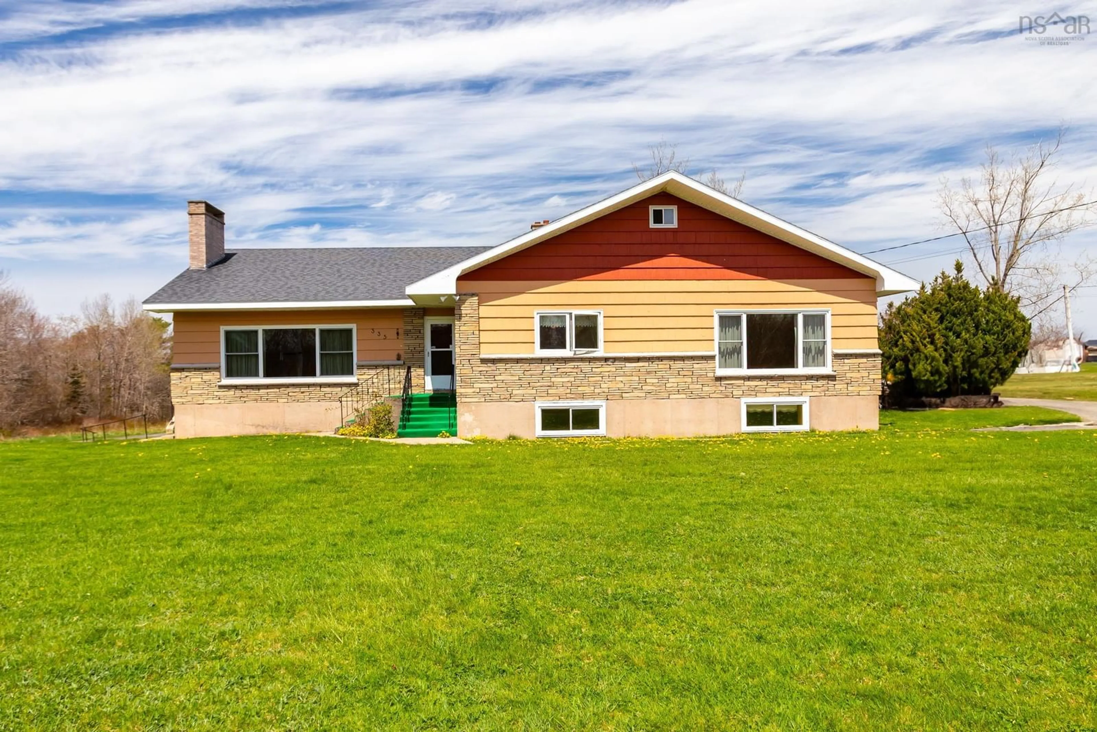 Home with vinyl exterior material, unknown for 335 Danvers Road, Danvers Nova Scotia B0W 3T0
