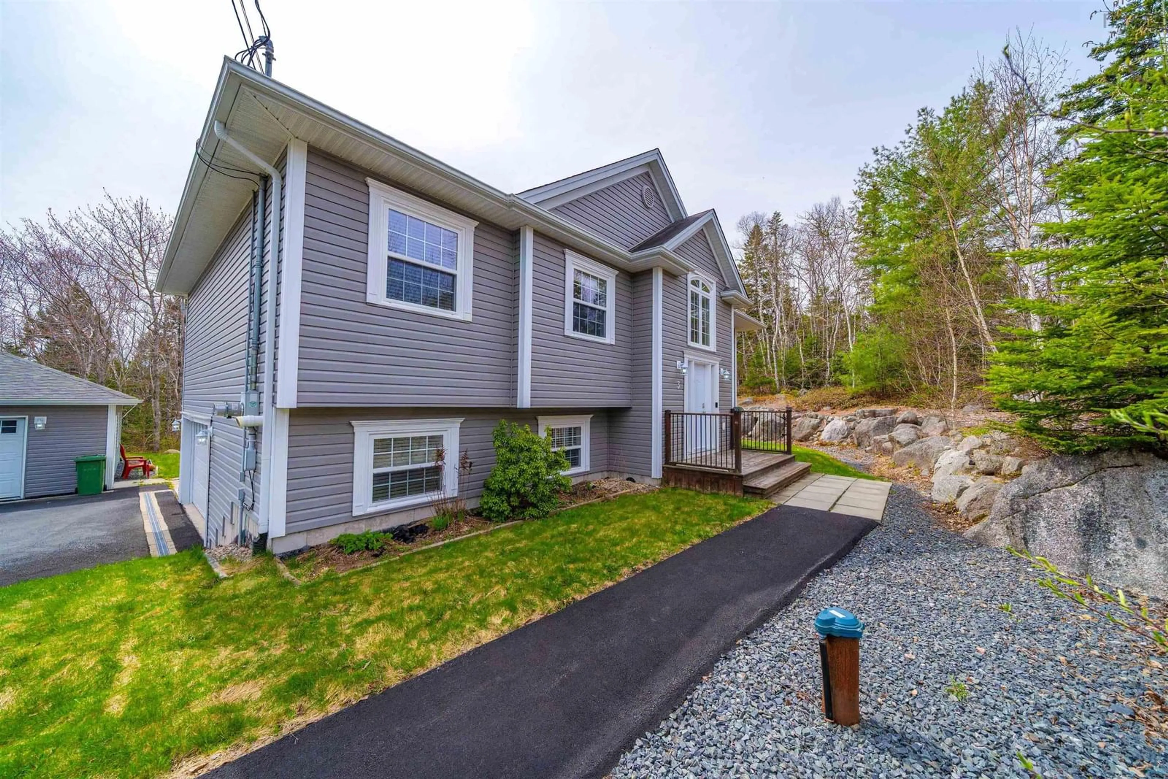 Home with vinyl exterior material, unknown for 3 Chera Dr, St Margaret's Bay Nova Scotia B3Z 0J1