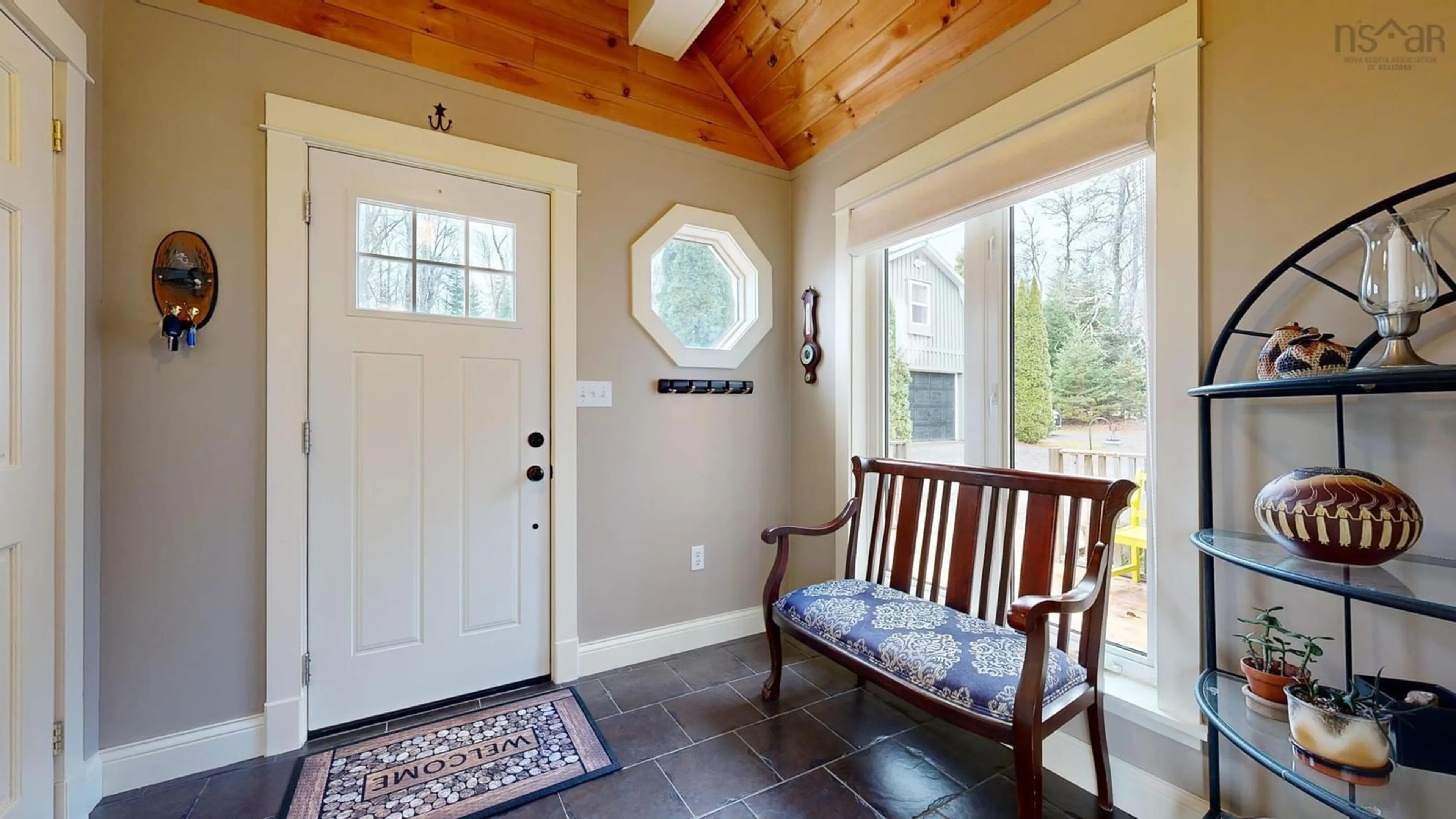 Indoor entryway for 154 Murphy Lake Rd, Murphy Lake Nova Scotia B4N 3V8