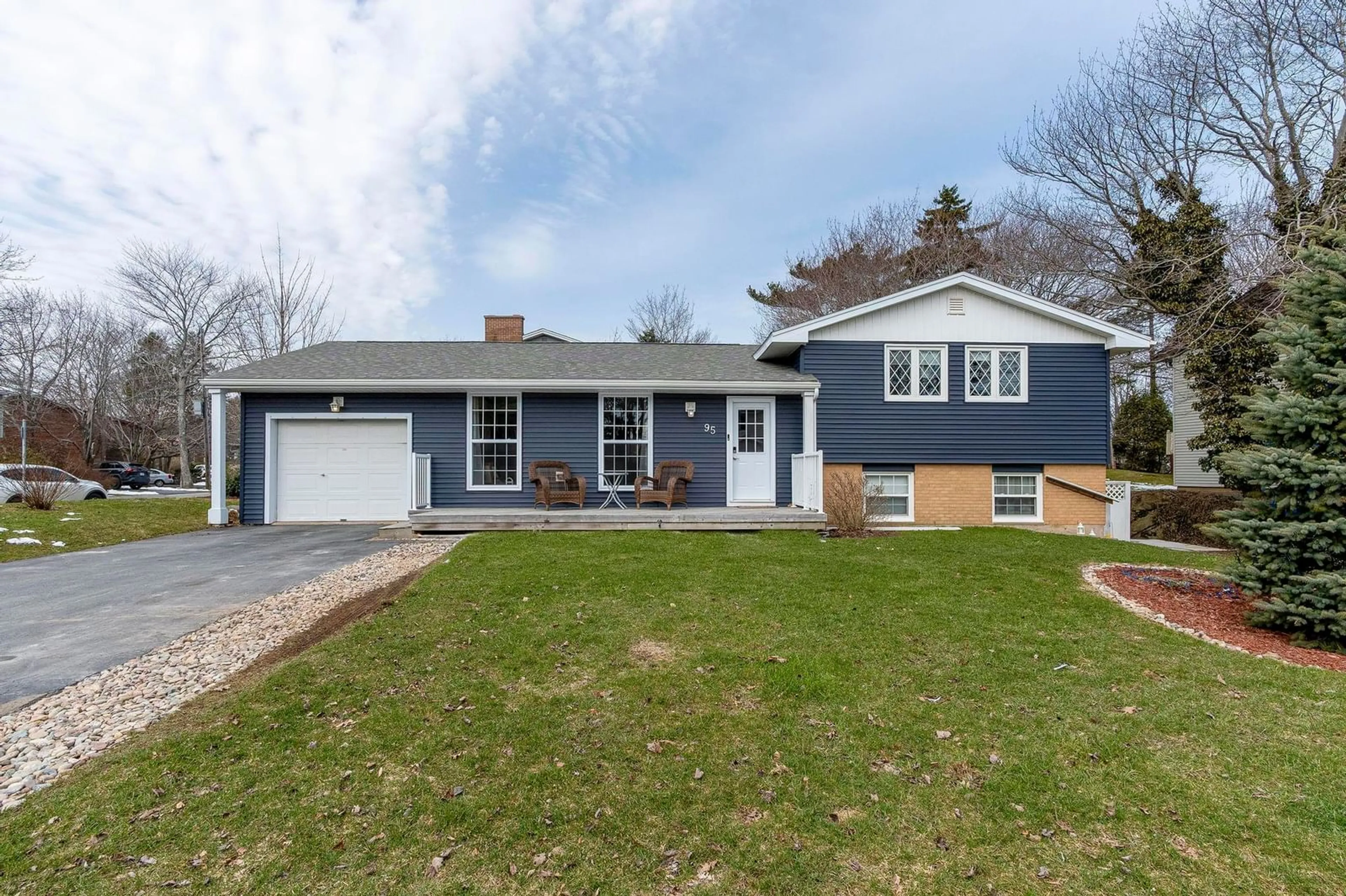 Home with vinyl exterior material, street for 95 Bayview Rd, Halifax Nova Scotia B3M 1N8