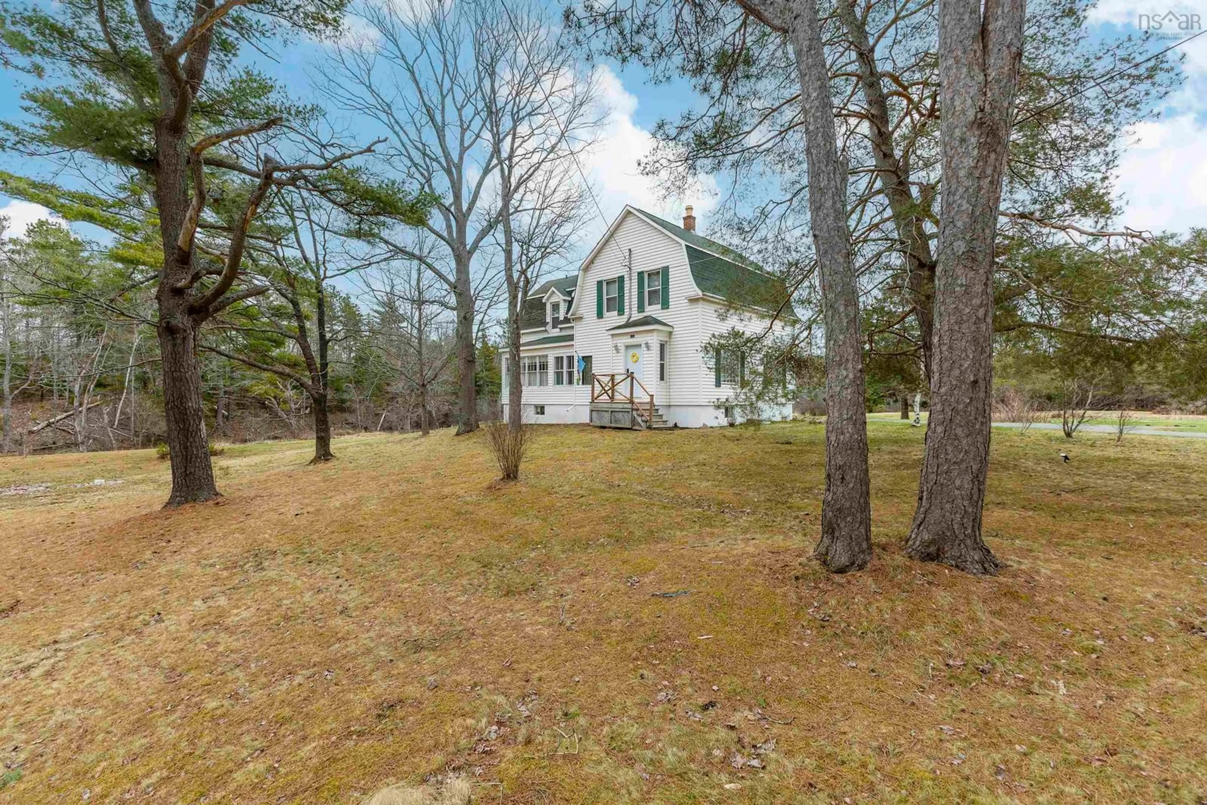 A pic from outside/outdoor area/front of a property/back of a property/a pic from drone, unknown for 1273 North Main St, Westville Nova Scotia B0K 2A0