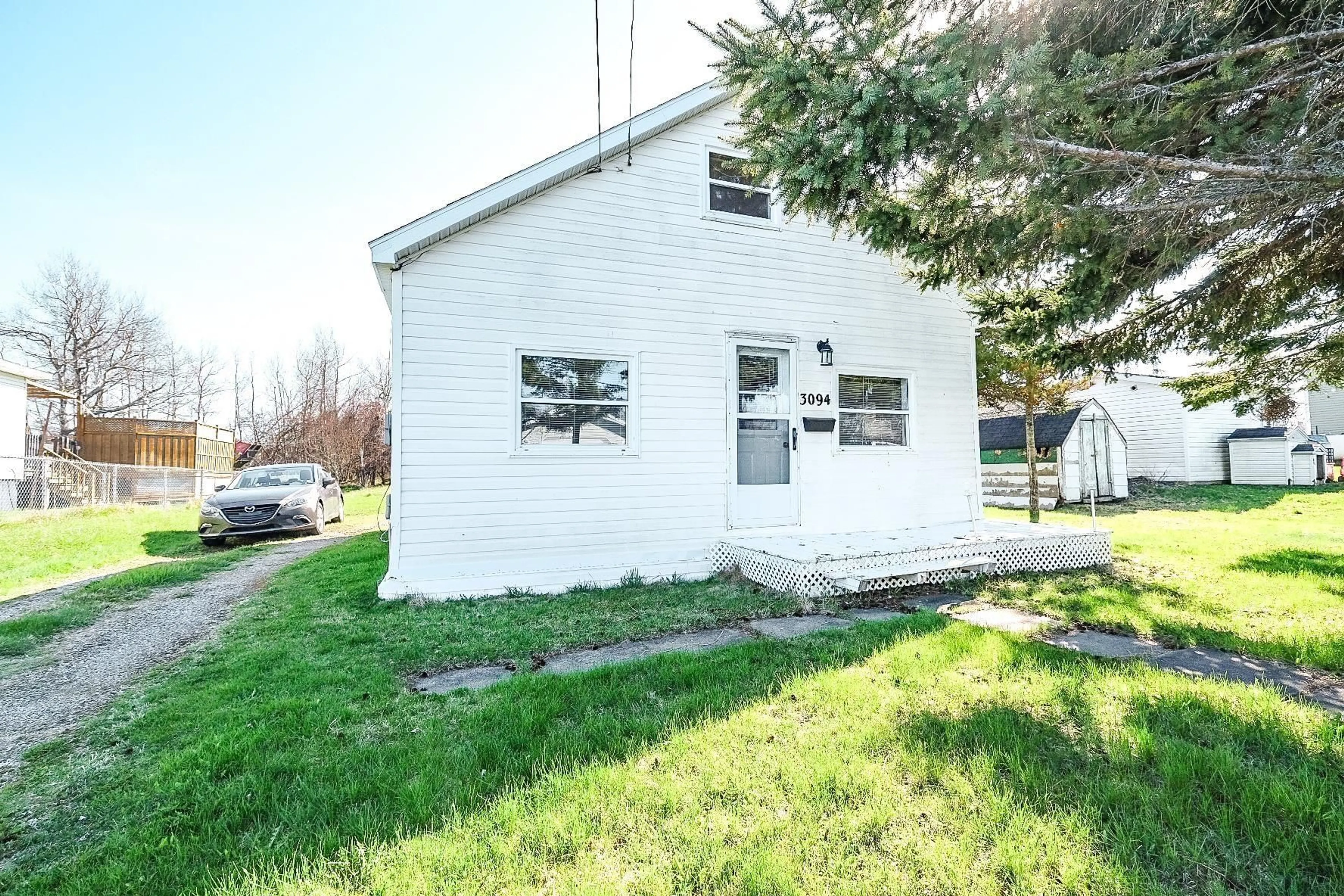 Unknown for 3094 East Ave, New Waterford Nova Scotia B1H 1S1