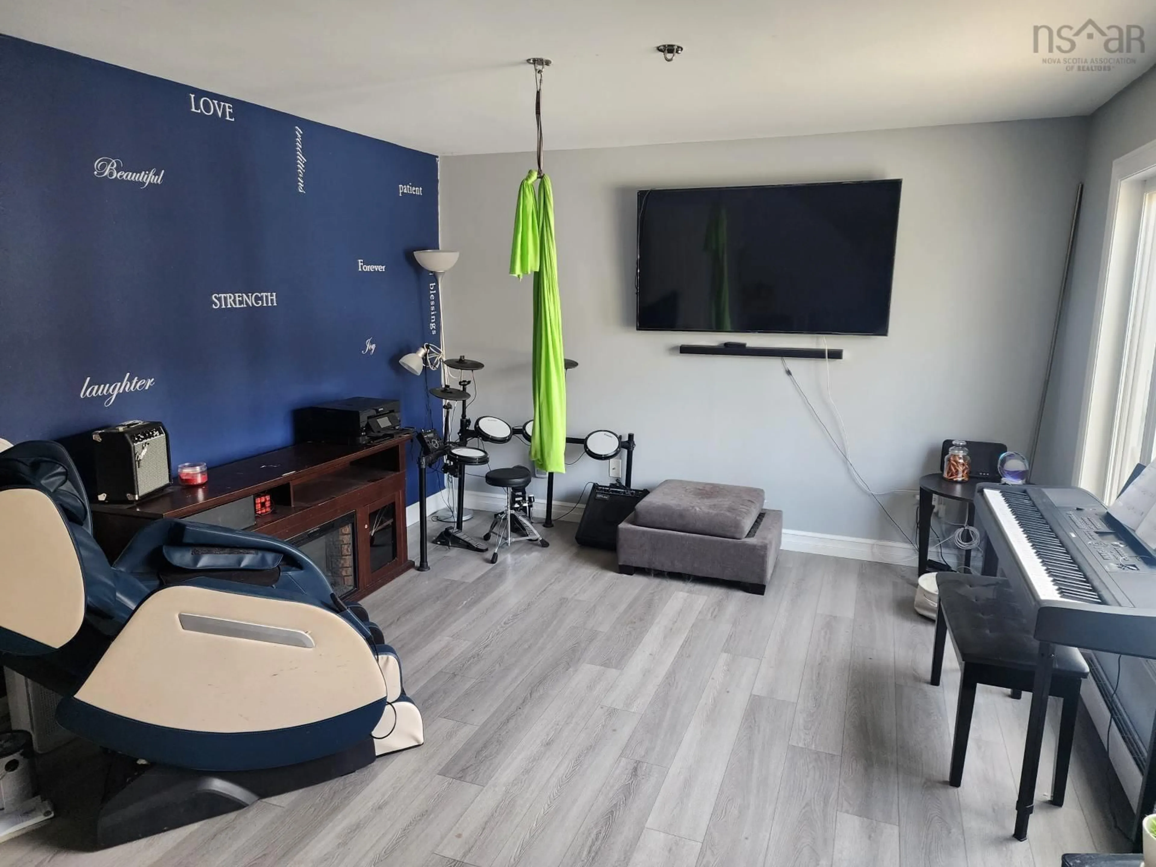 A pic of a room for 22 Gordon Crt, Lower Sackville Nova Scotia B4E 1W6