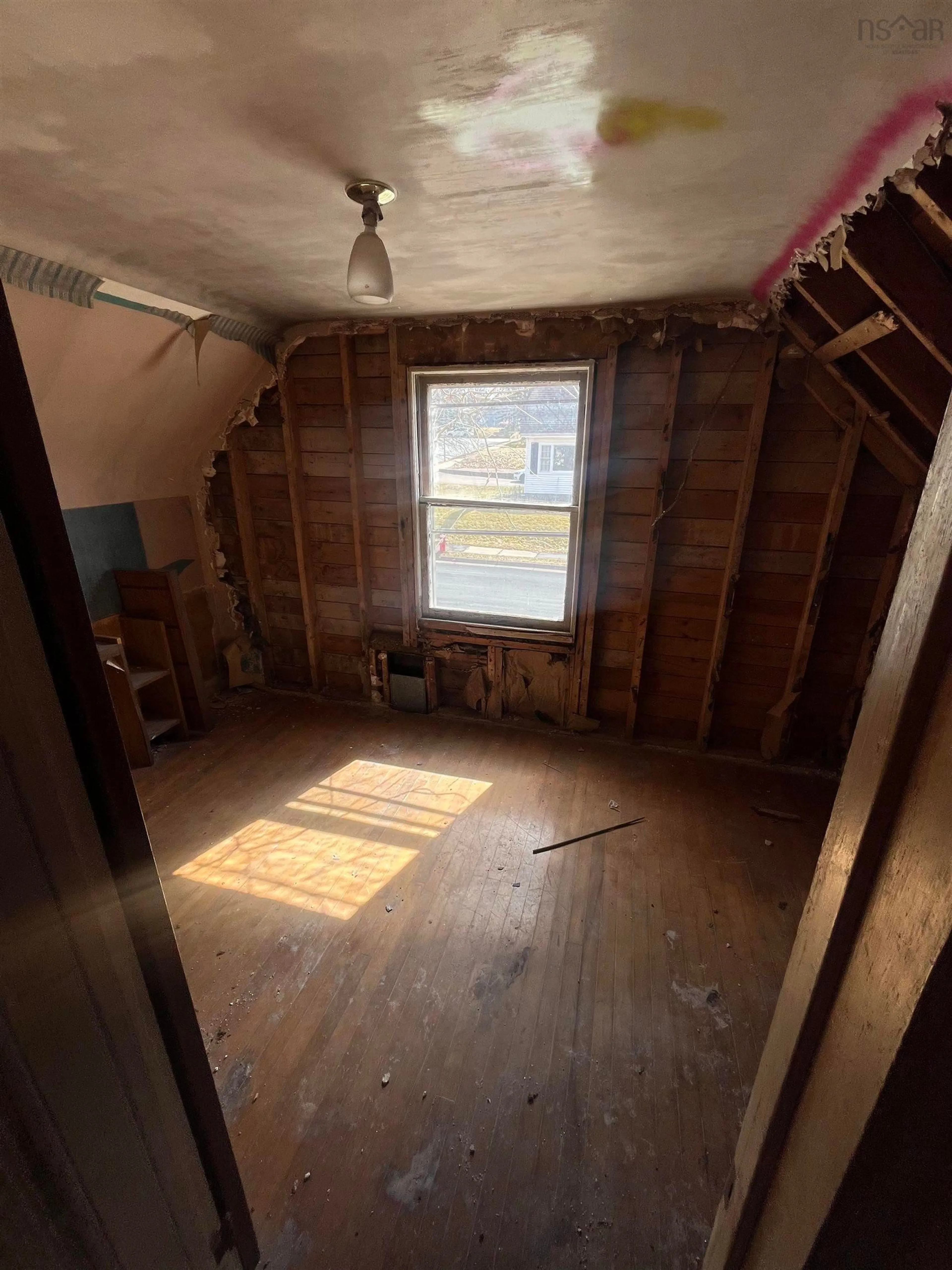 A pic of a room for 46 South St, Truro Nova Scotia B2N 7J4