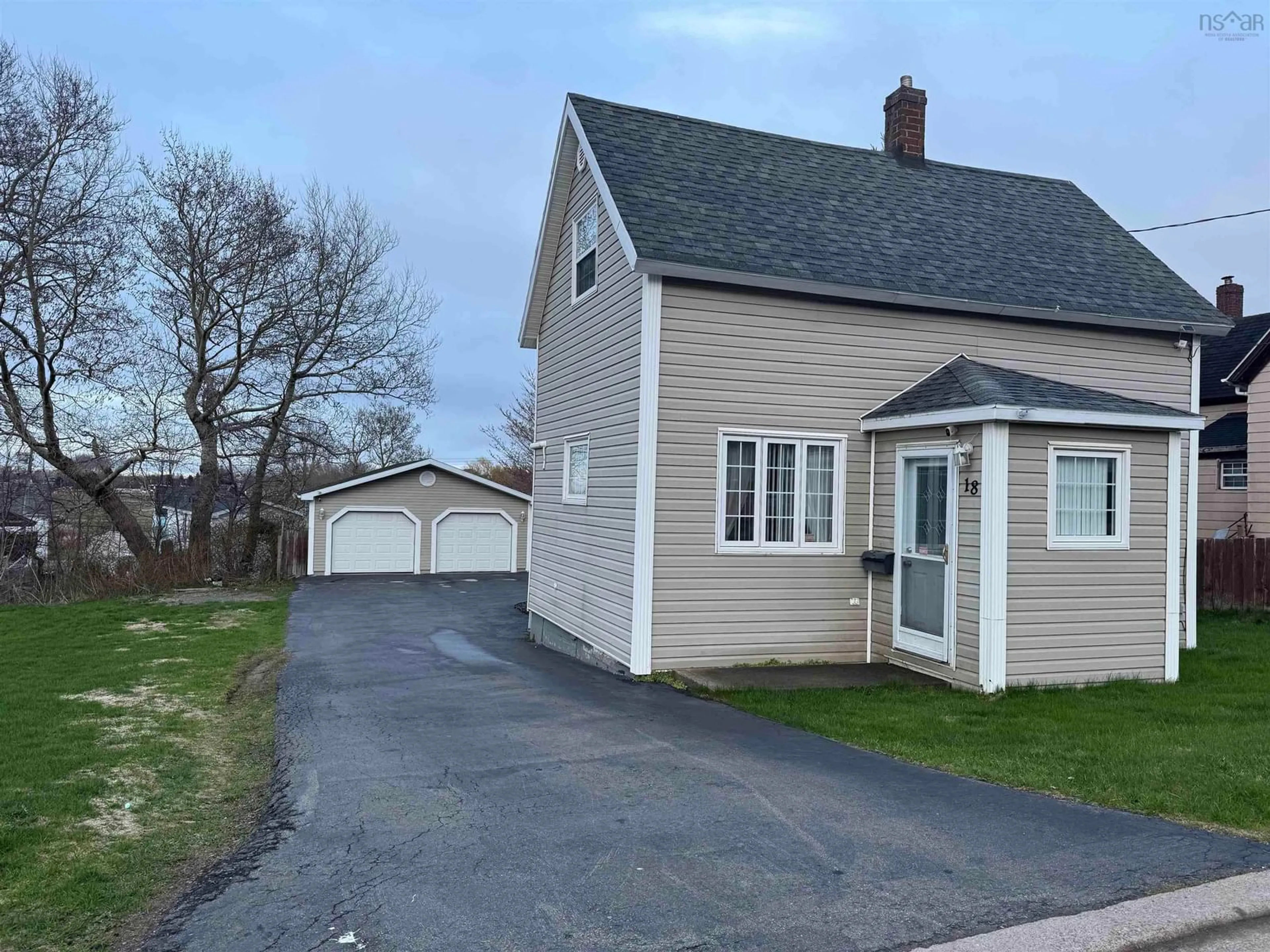 Unknown for 18 Cottage St, Sydney Mines Nova Scotia B1V 2N4