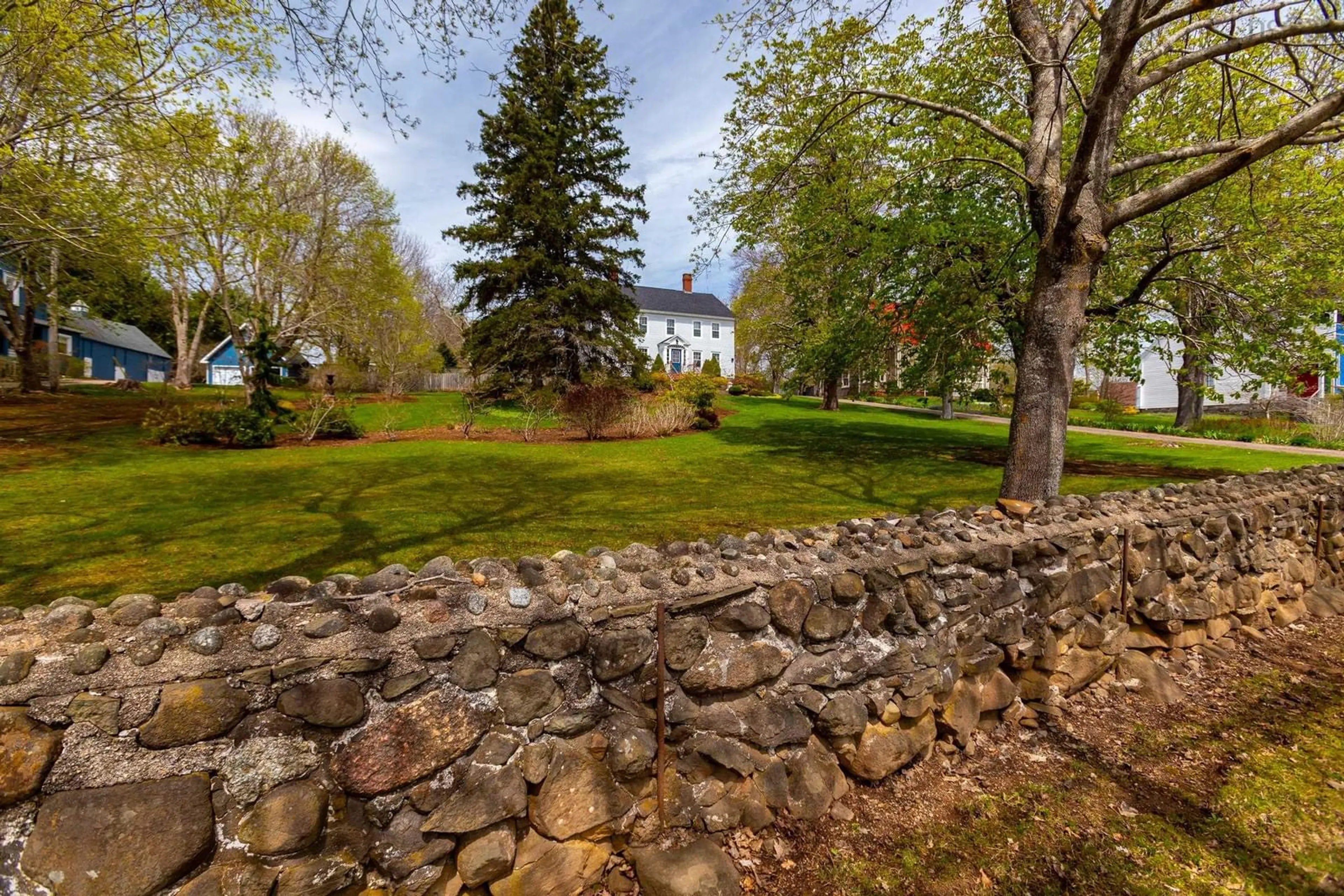 Patio, unknown for 5315 Granville Rd, Granville Ferry Nova Scotia B0S 1K0