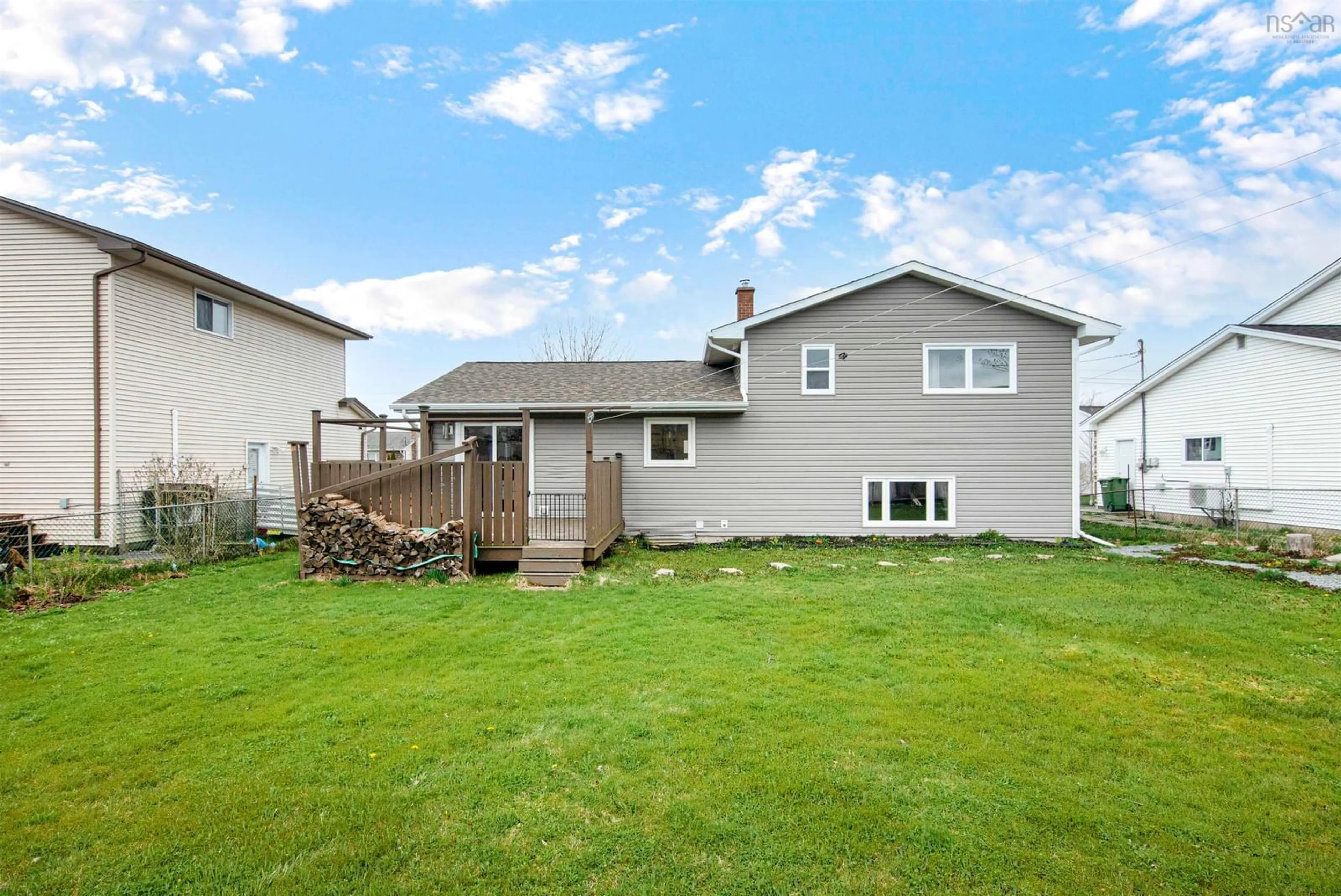 Unknown for 31 Eagle Lane, Dartmouth Nova Scotia B2V 2B9
