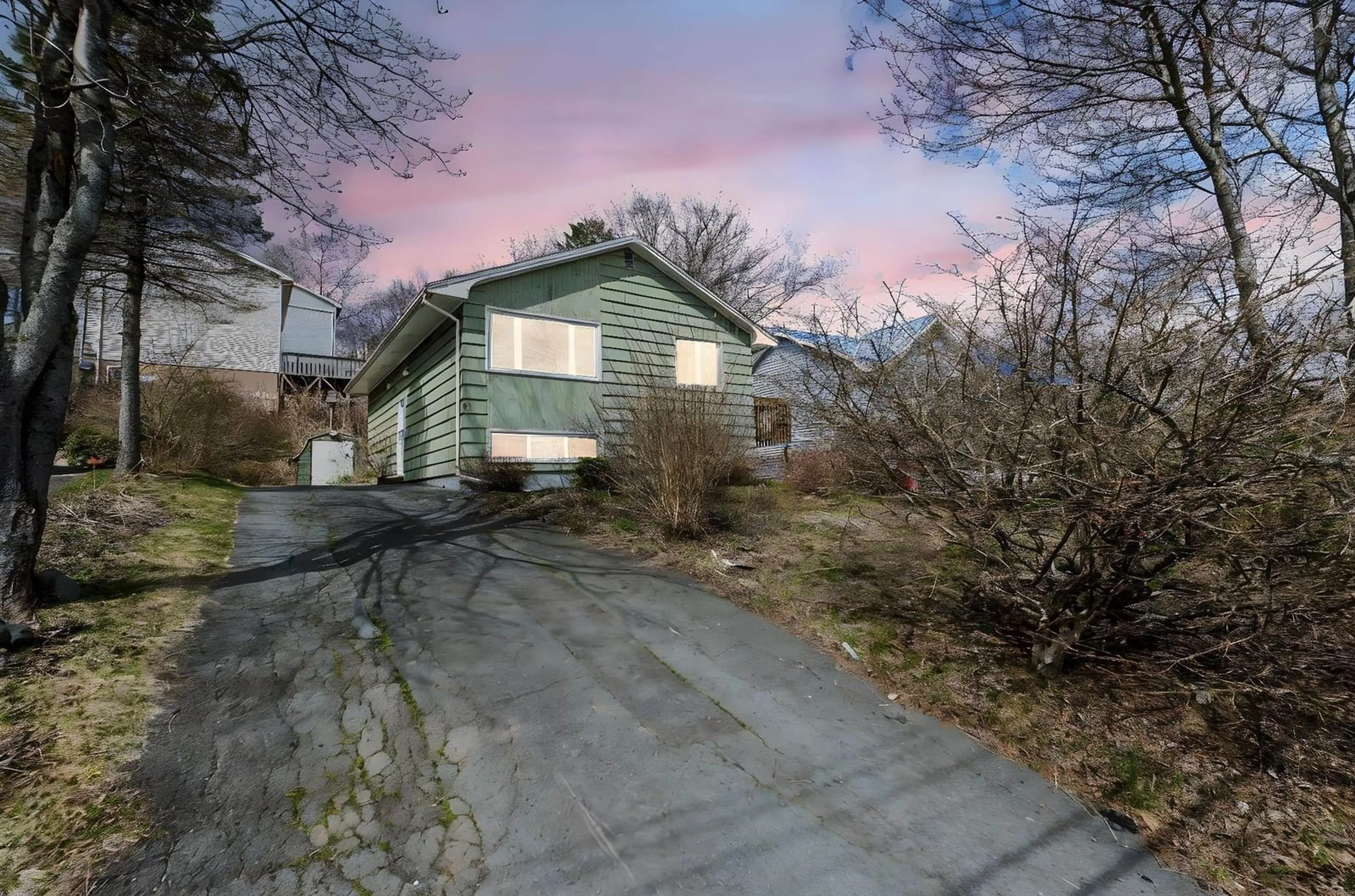 A pic from outside/outdoor area/front of a property/back of a property/a pic from drone, street for 9 Kidston Rd, Halifax Nova Scotia B3R 2A5