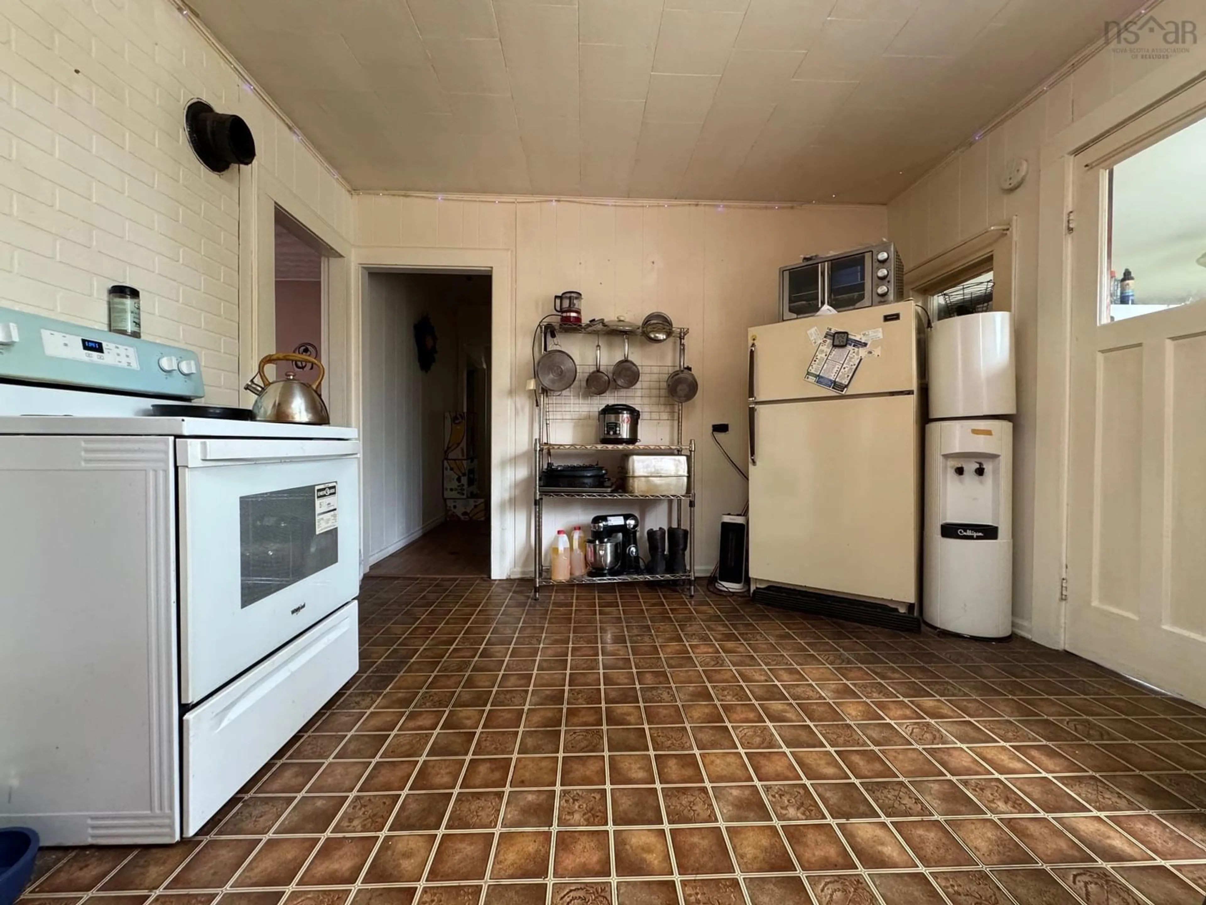 Standard kitchen, ceramic/tile floor for 9773 Highway 8, Caledonia Nova Scotia B0T 1B0