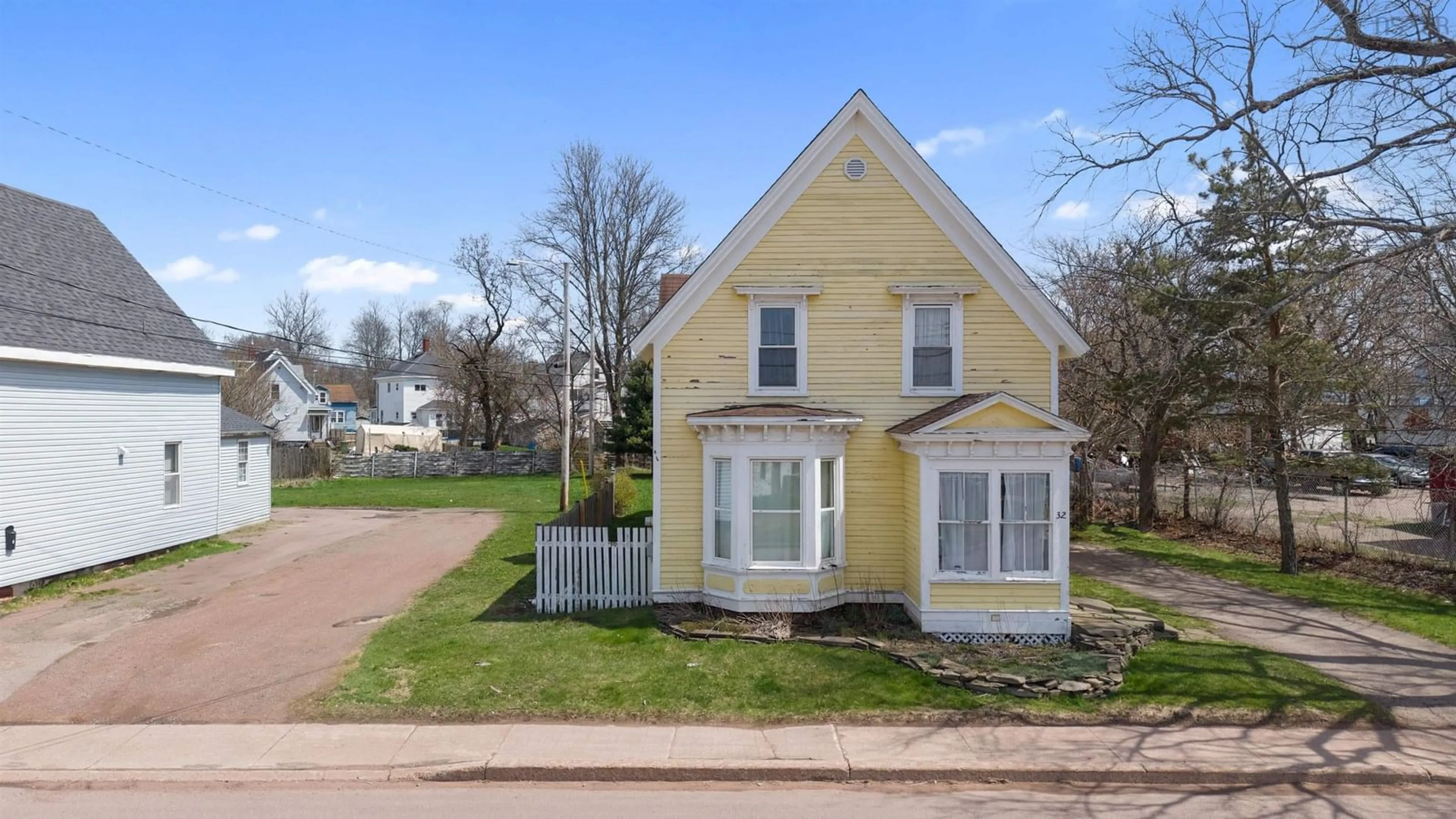 A pic from outside/outdoor area/front of a property/back of a property/a pic from drone, street for 32 Albion St, Amherst Nova Scotia B4H 2V5