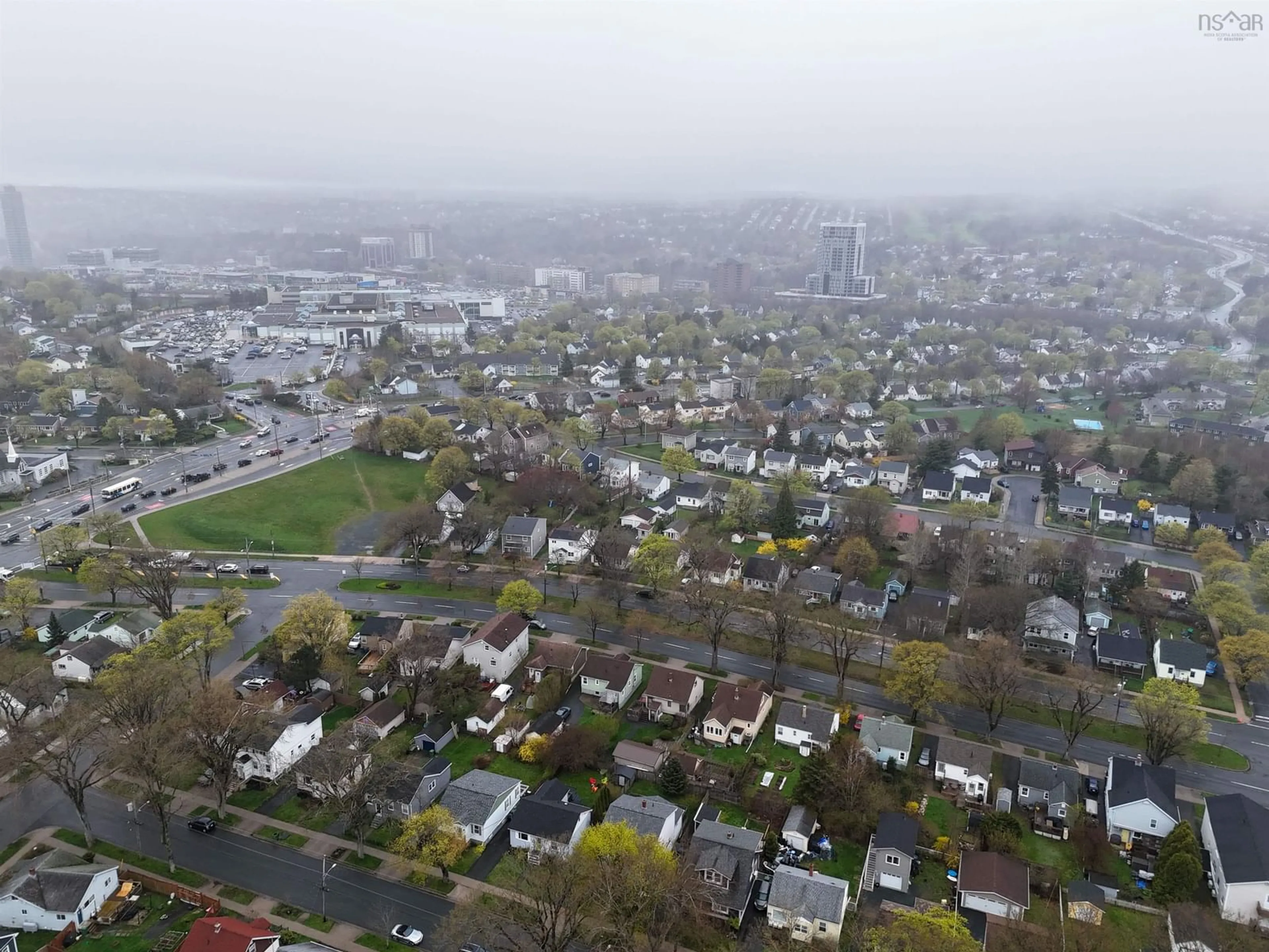 A pic from outside/outdoor area/front of a property/back of a property/a pic from drone, unknown for 3204 Connaught Ave, Halifax Nova Scotia B3L 3B3