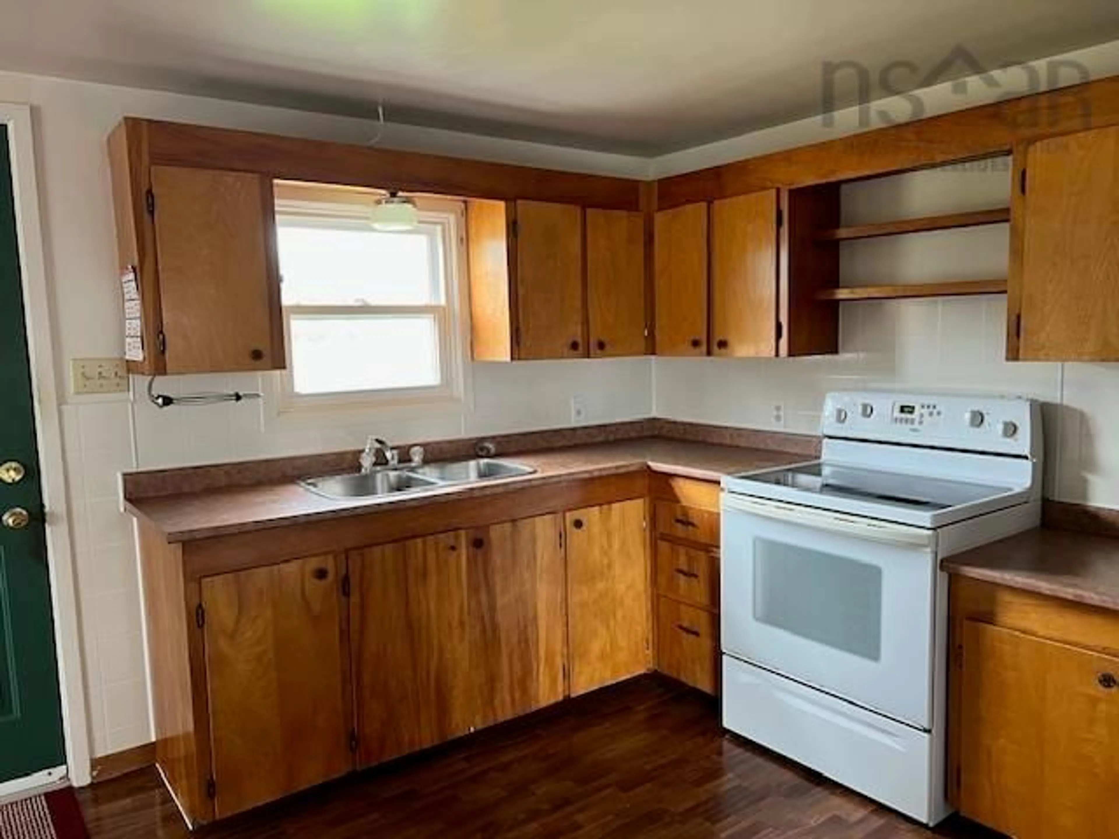 Standard kitchen, wood/laminate floor for 1427 Indian Rd, West Indian Road Nova Scotia B0N 2H0