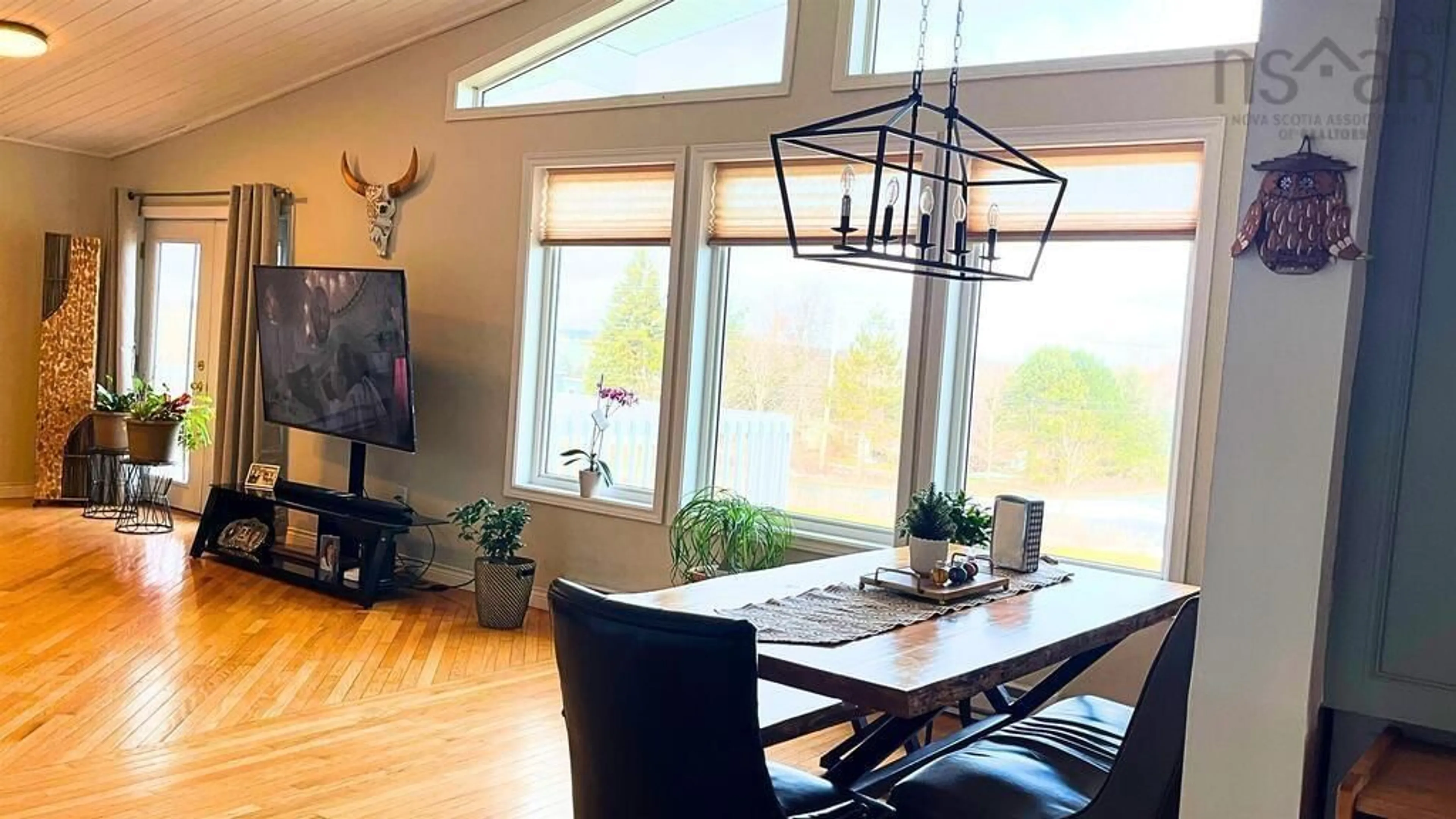 Dining room, wood/laminate floor for 4959 Dunmore Rd, Lower South River Nova Scotia B2G 0B4