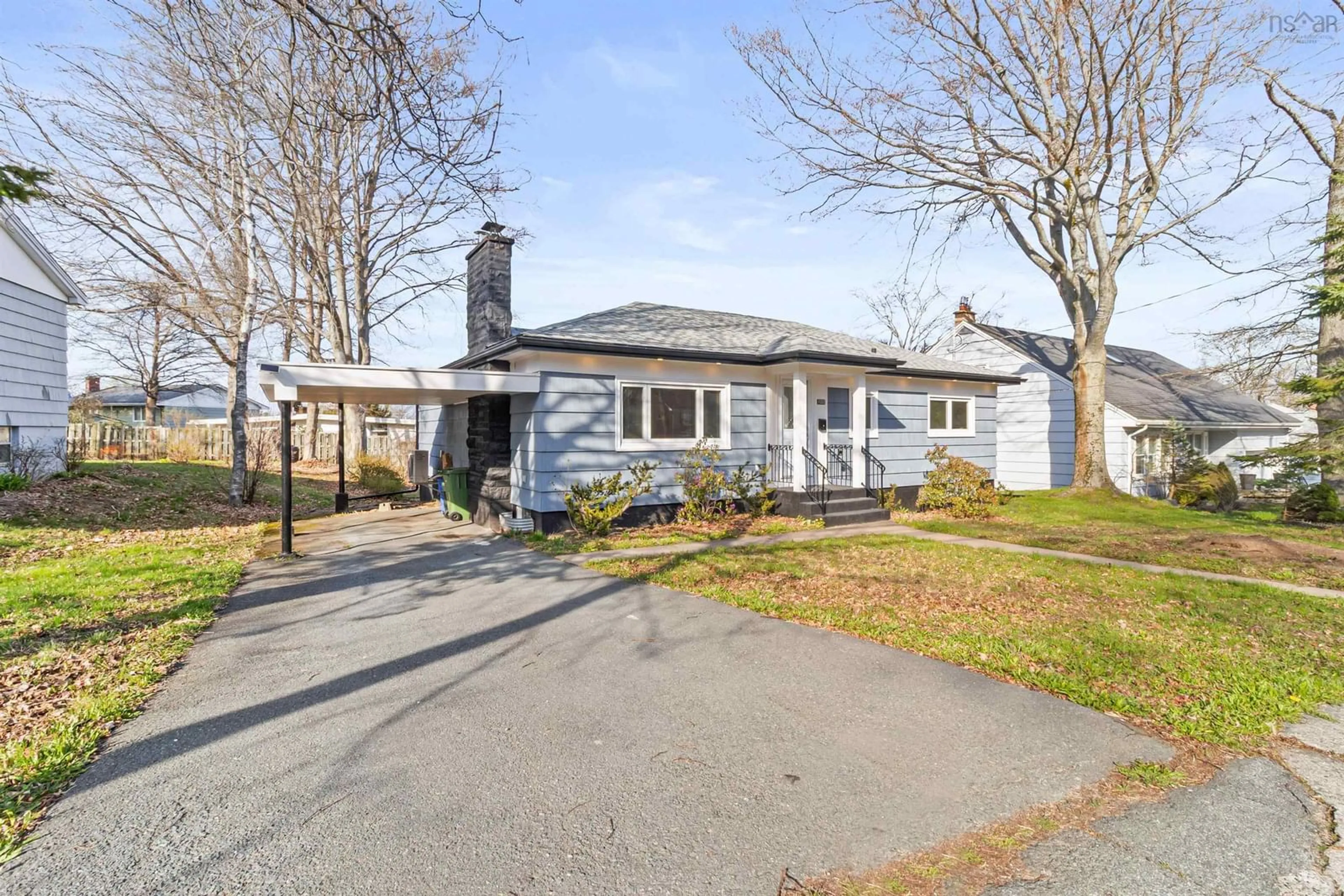 Unknown for 2935 Joseph Howe Dr, Halifax Nova Scotia B3L 4H1