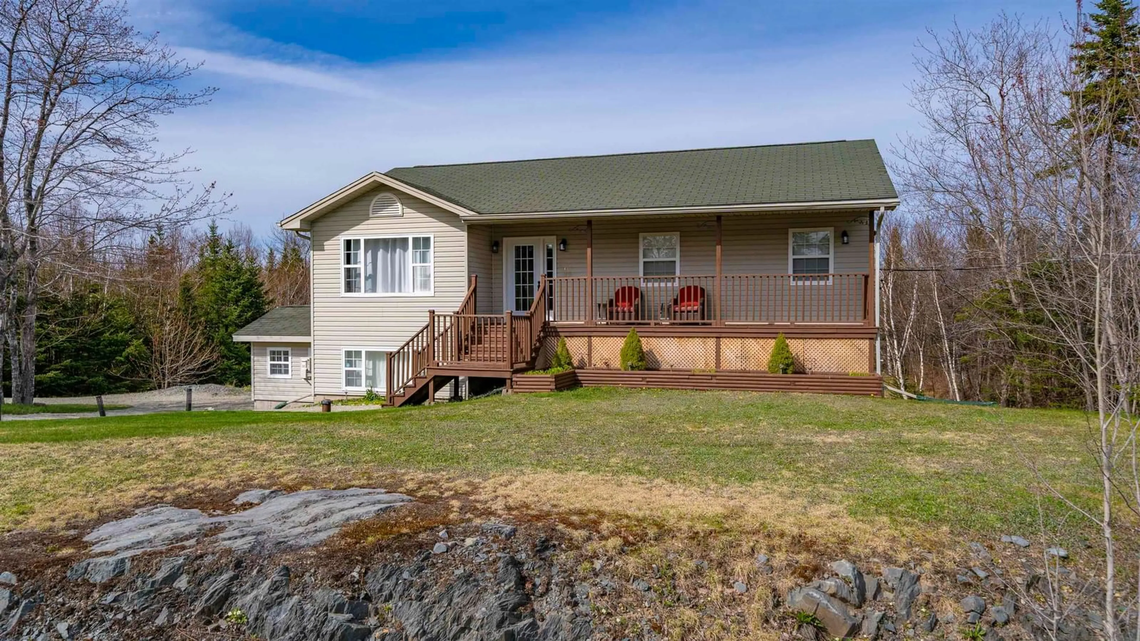 Home with vinyl exterior material, water/lake/river/ocean view for 2 Kensington Crt, Lawrencetown Nova Scotia B2Z 1T3