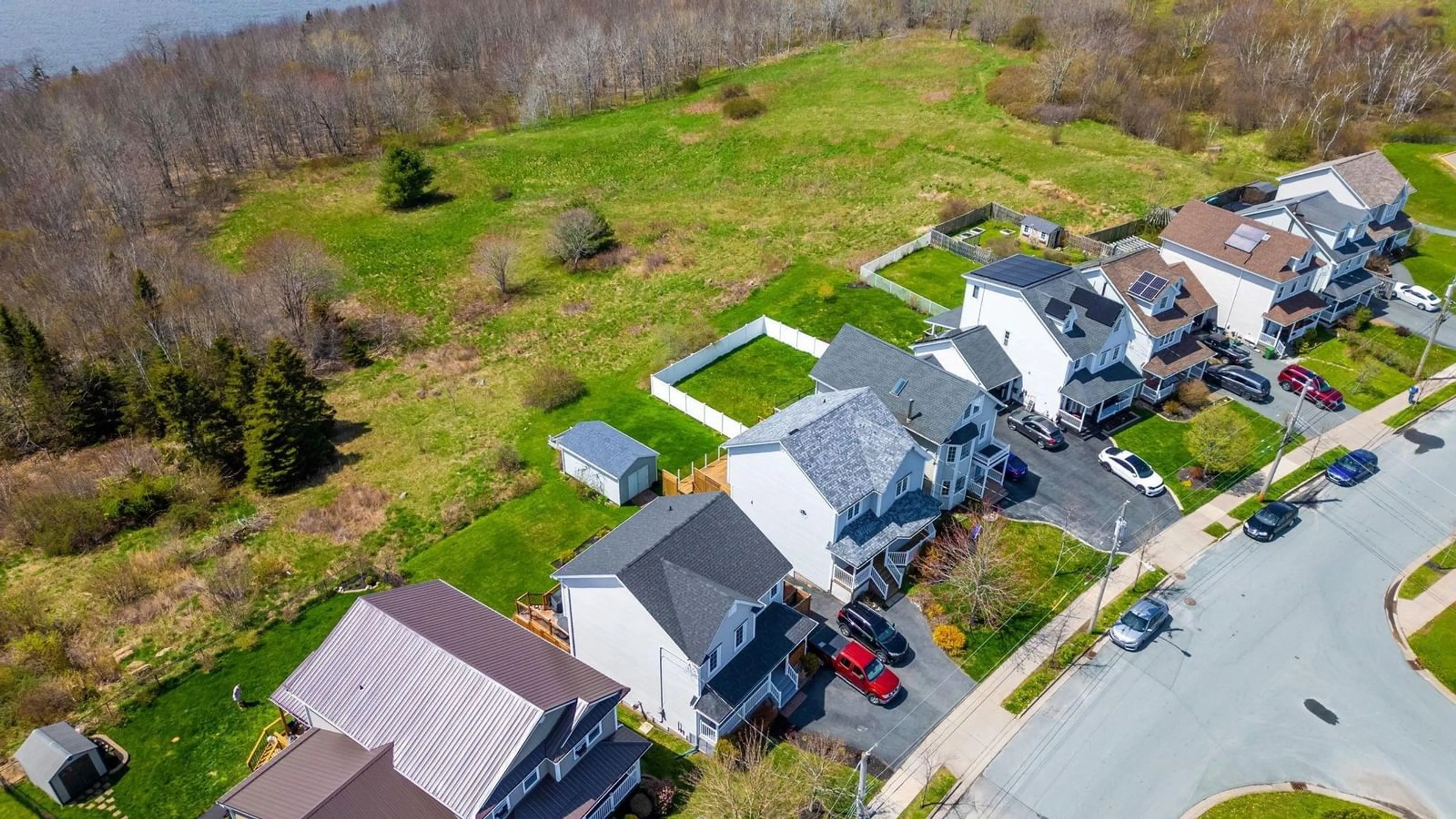 A pic from outside/outdoor area/front of a property/back of a property/a pic from drone, street for 282 Southampton Dr, Dartmouth Nova Scotia B2V 2V8