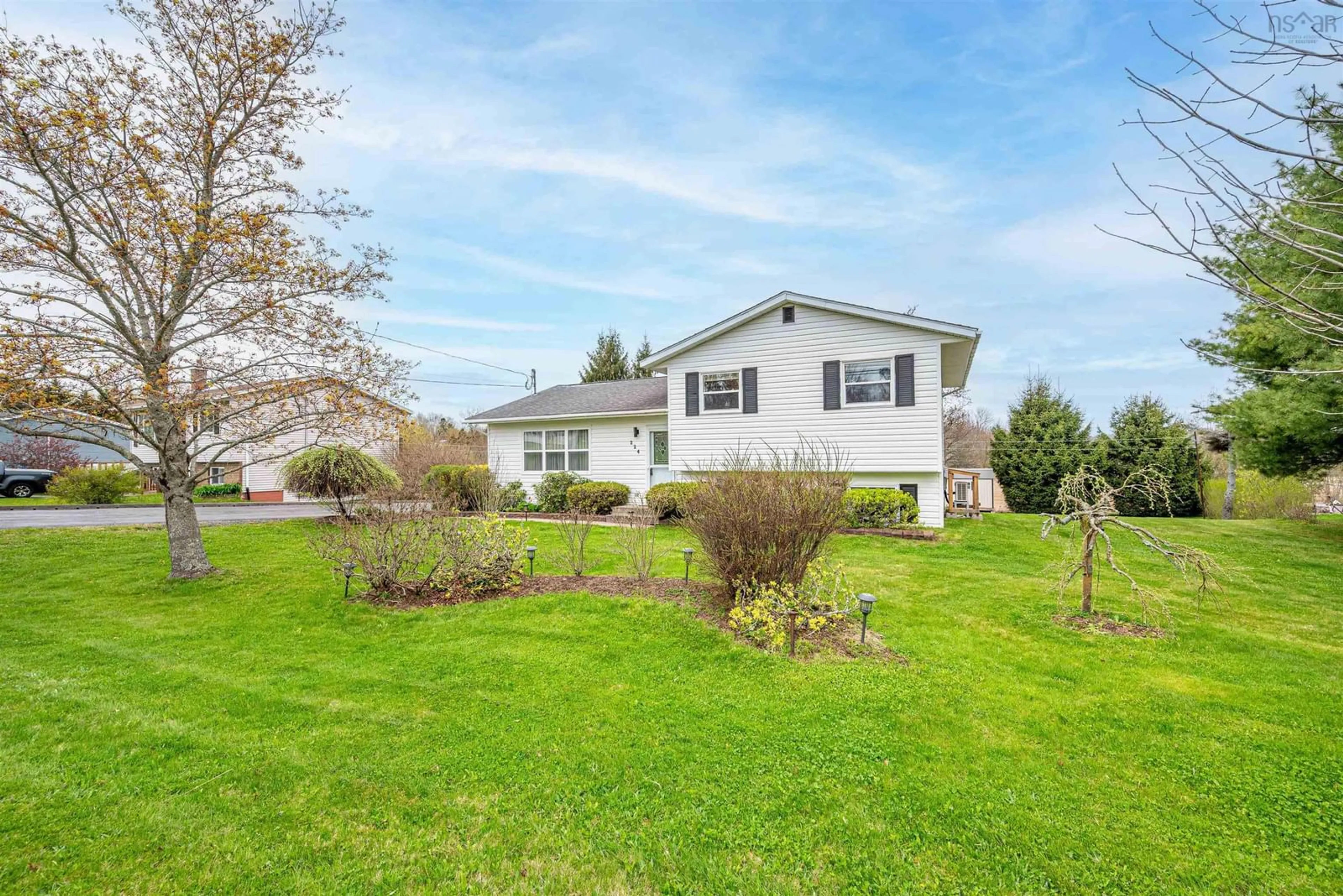 Home with vinyl exterior material, unknown for 224 Falmouth Back Rd, Falmouth Nova Scotia B0P 1P0