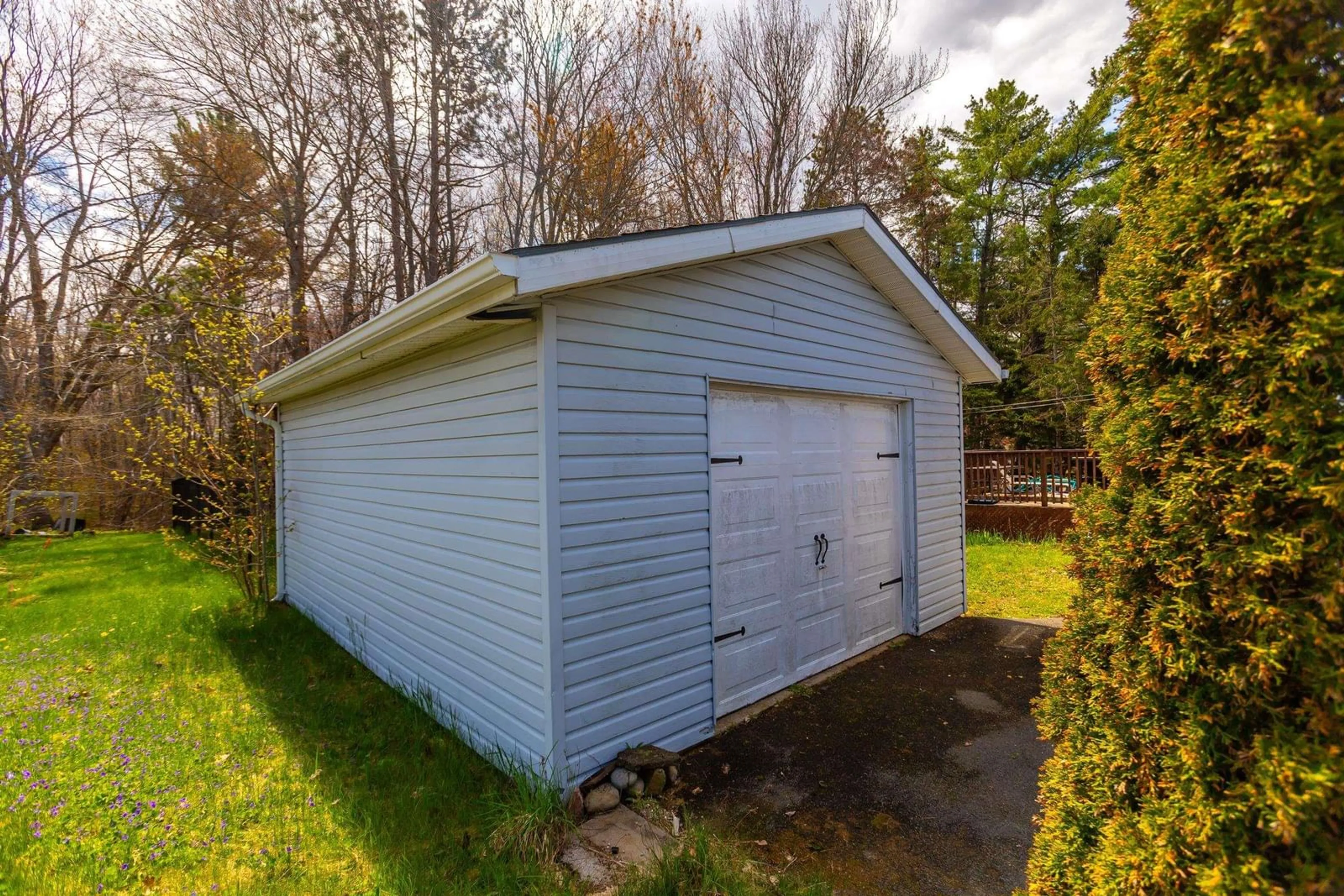 Shed for 1155 Tufts Ave, Greenwood Nova Scotia B0P 1N0