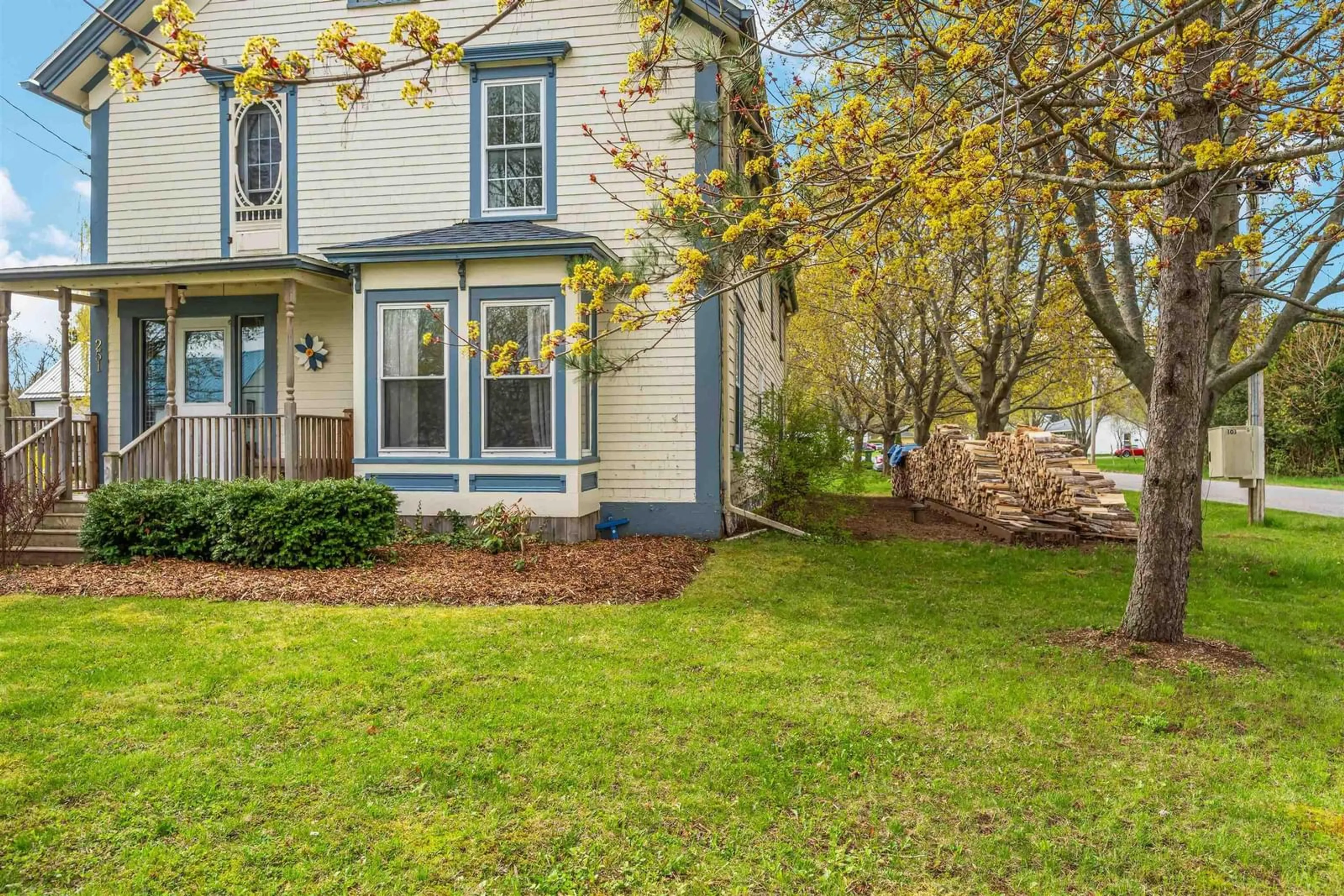 Unknown for 251 Main St, Berwick Nova Scotia B0P 1E0
