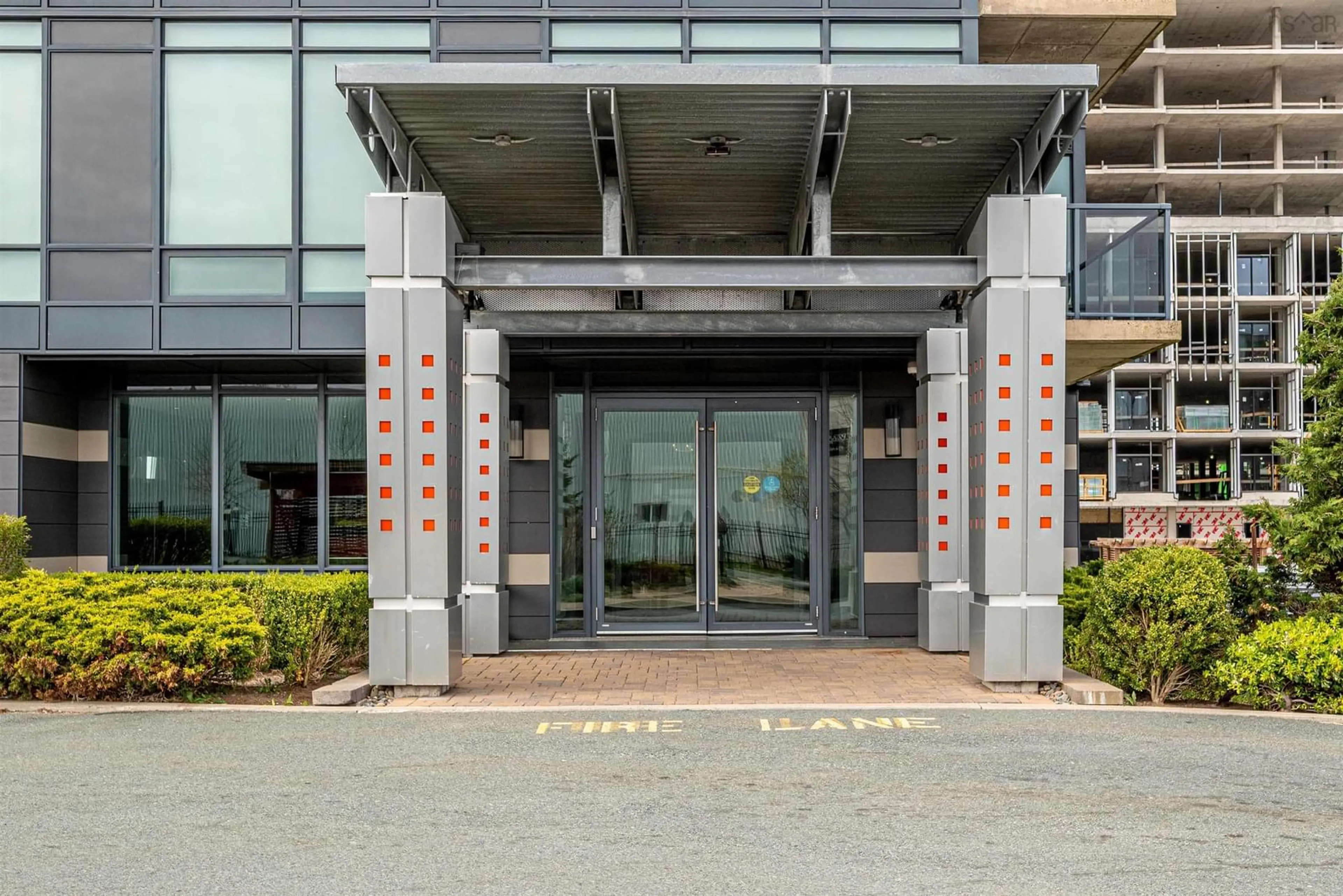 Indoor foyer for 3471 Dutch Village Rd #605, Halifax Nova Scotia B3N 0C7