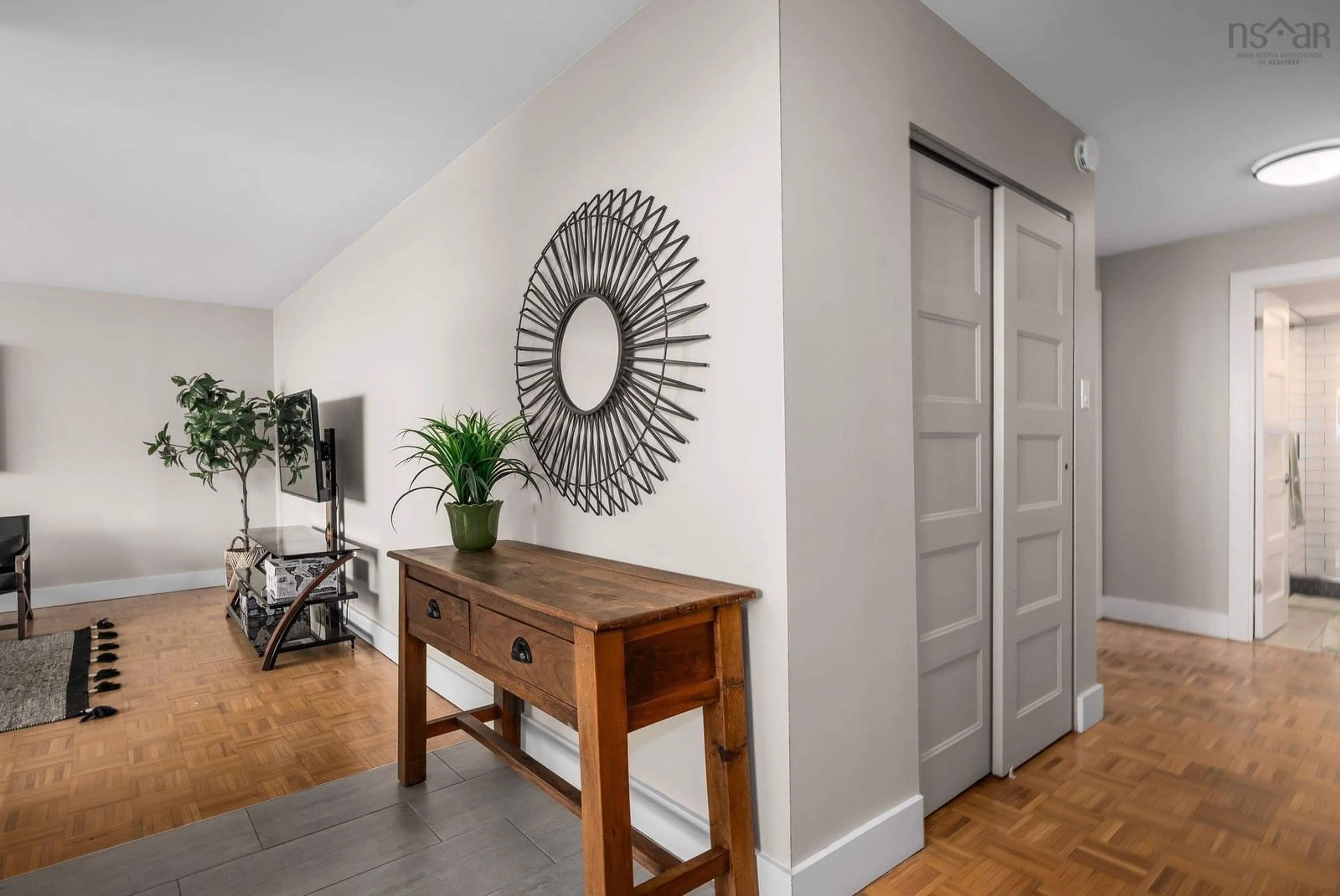 Indoor entryway for 5959 Spring Garden Rd #1403, Halifax Nova Scotia B3H 1Y5
