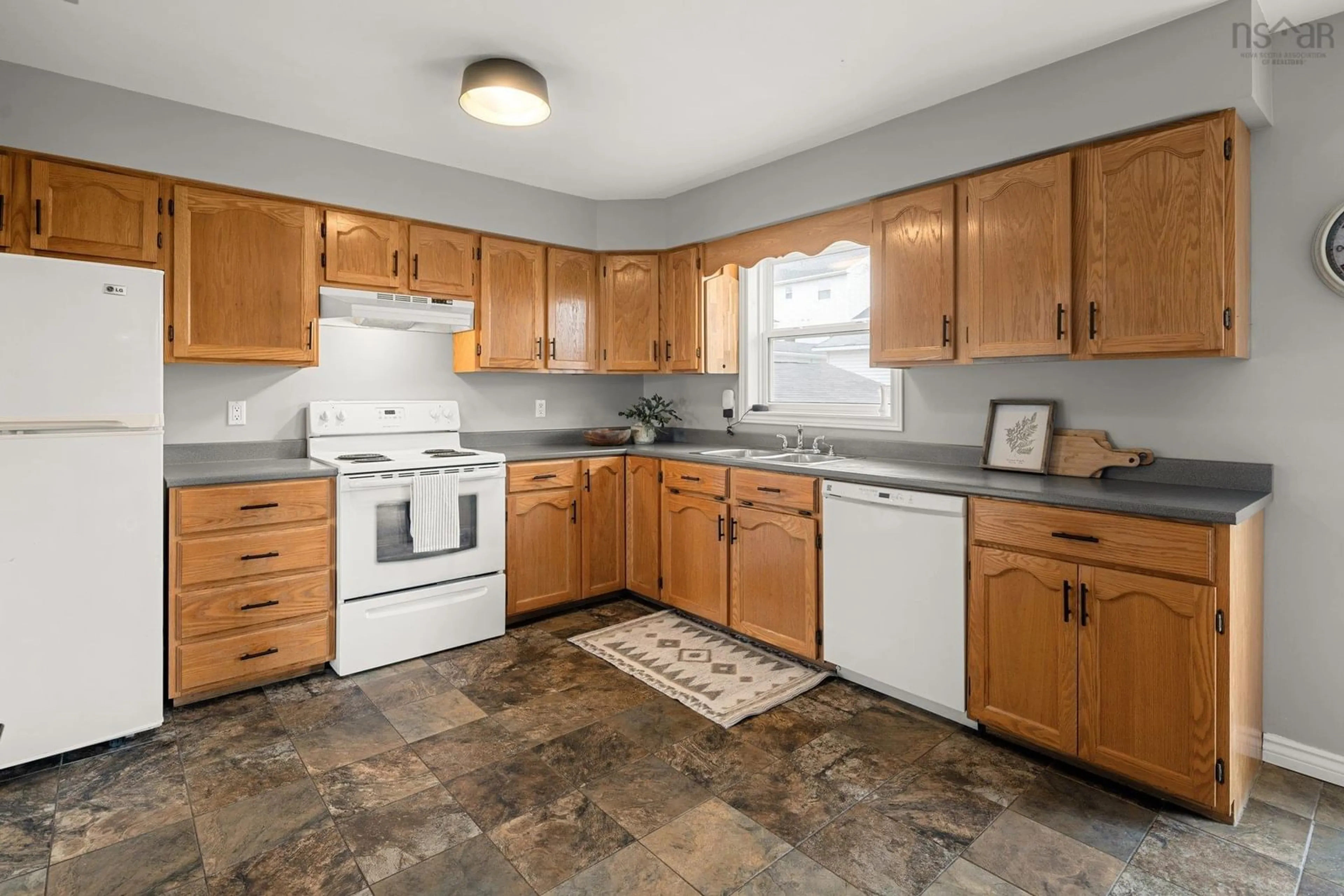 Standard kitchen, unknown for 28 Atholea Dr, Cole Harbour Nova Scotia B2V 1C5