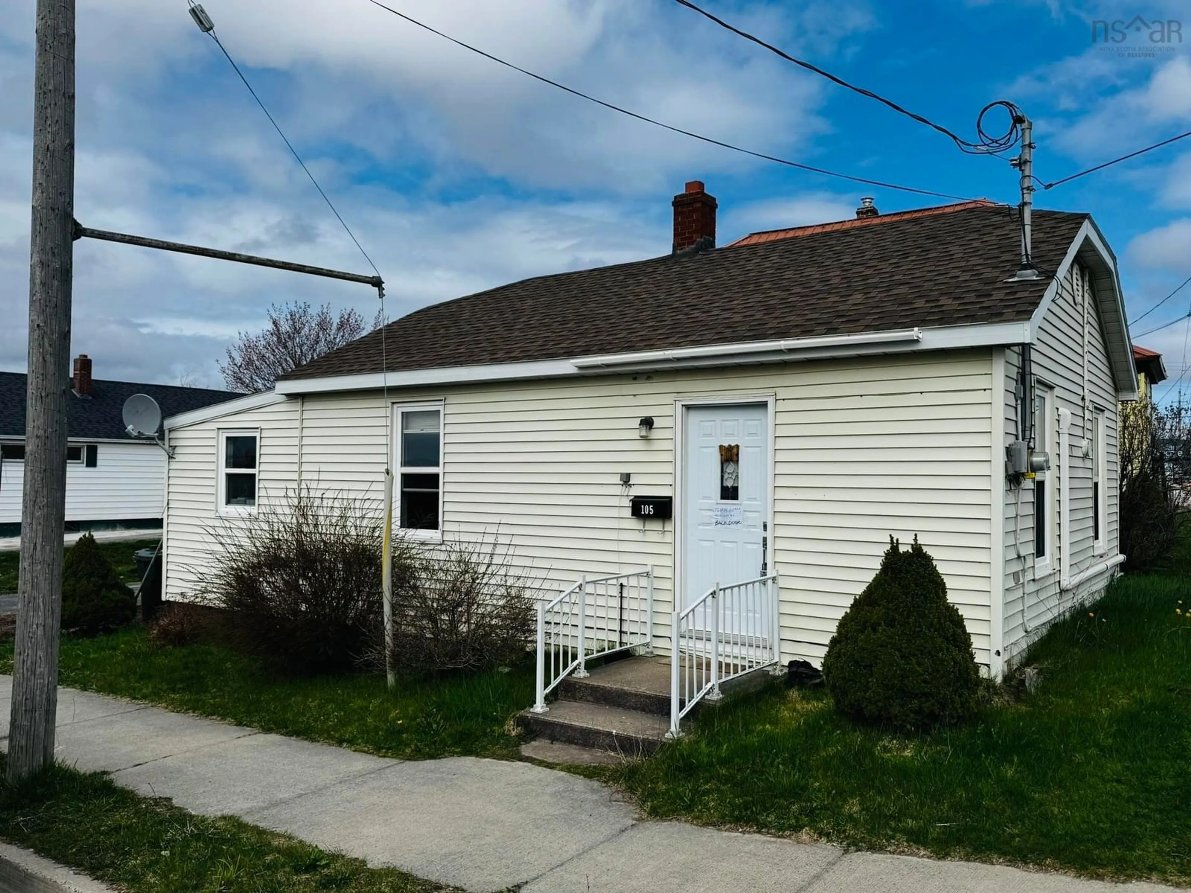 Home with vinyl exterior material, street for 105 Welton St, Sydney Nova Scotia B1P 5R6