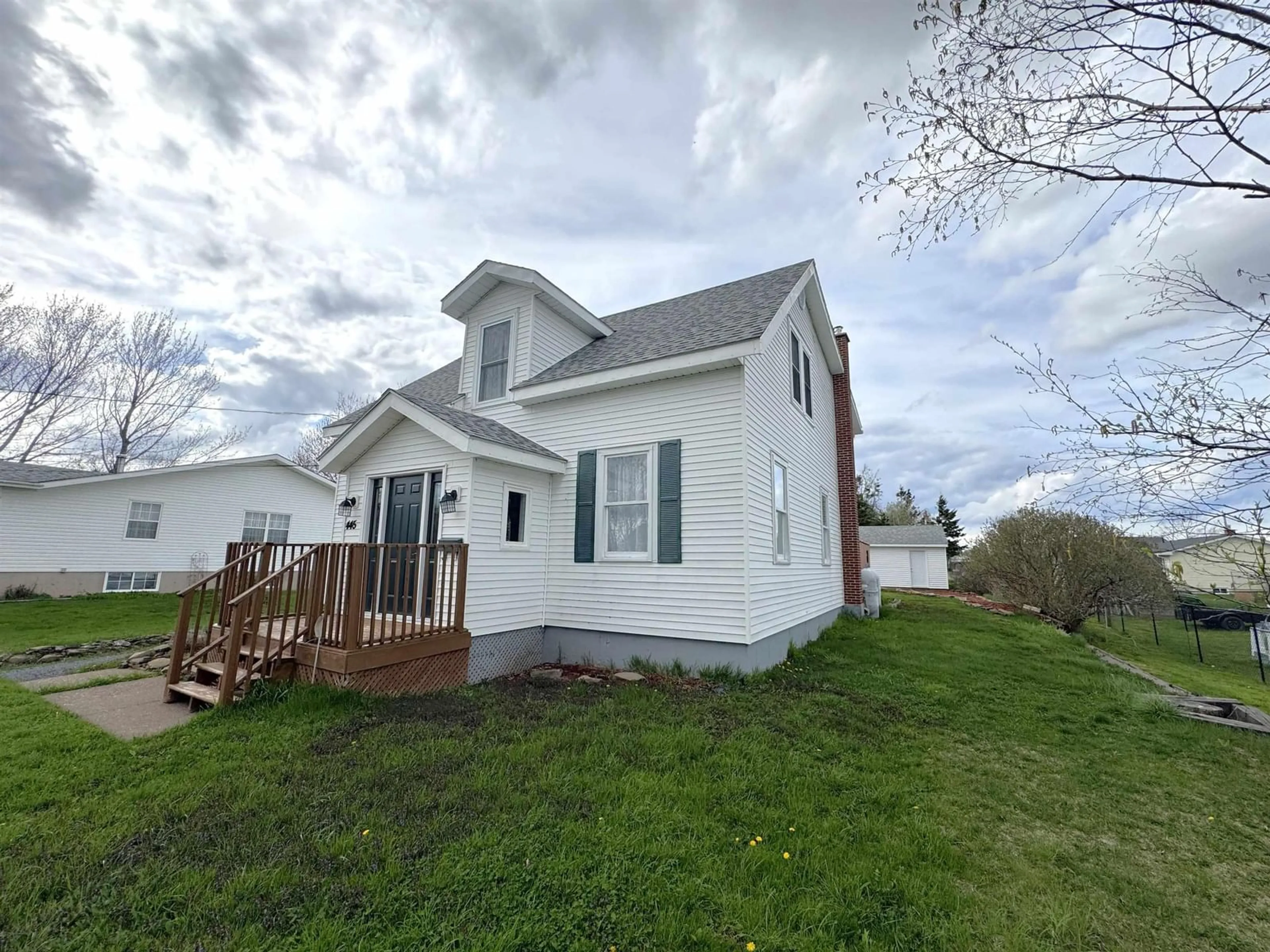 Unknown for 445 Willow Ave, New Glasgow Nova Scotia B2H 2A1